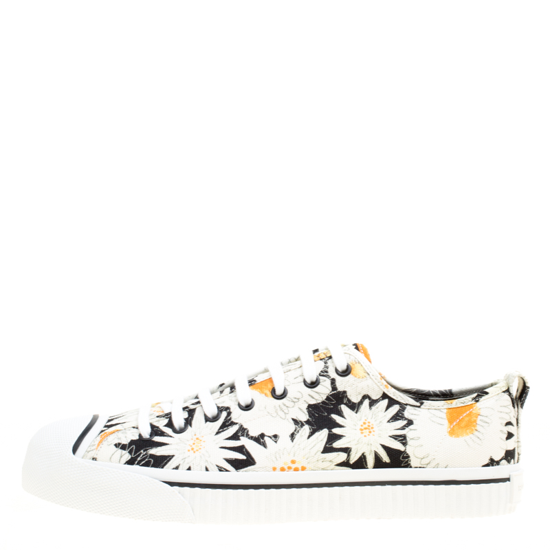 

Burberry Black Floral Print Canvas Kingly Low Top Sneakers Size
