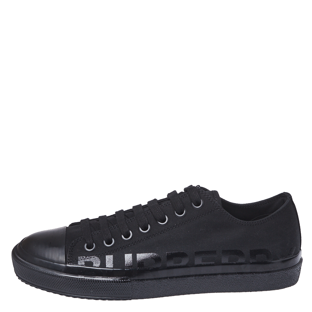 

Burberry Black Canvas Larkhall Low Top Sneakers Size