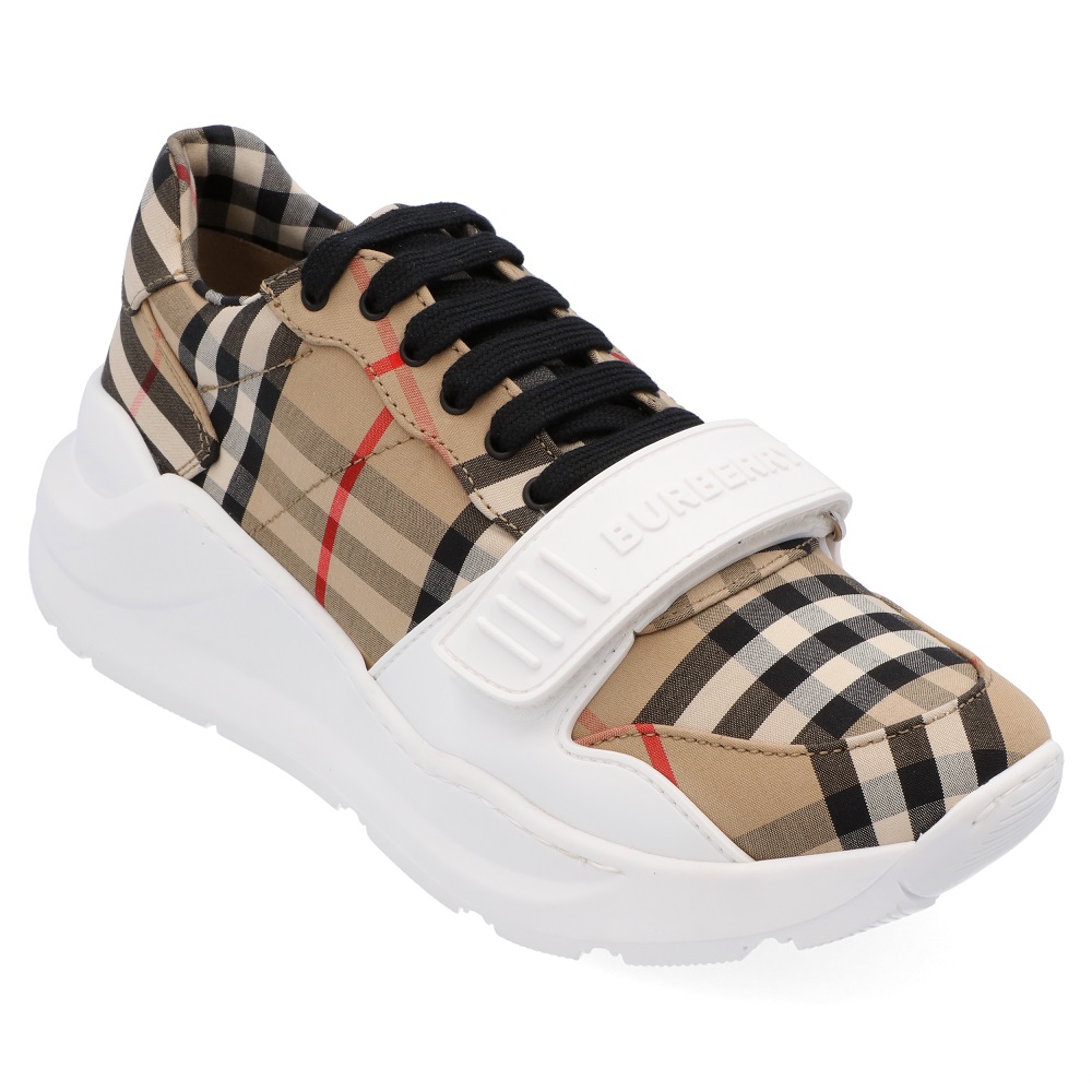do burberry shoes run true to size