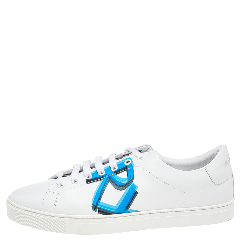 

Burberry White/Blue Graffiti Print Leather Low Top Sneakers Size