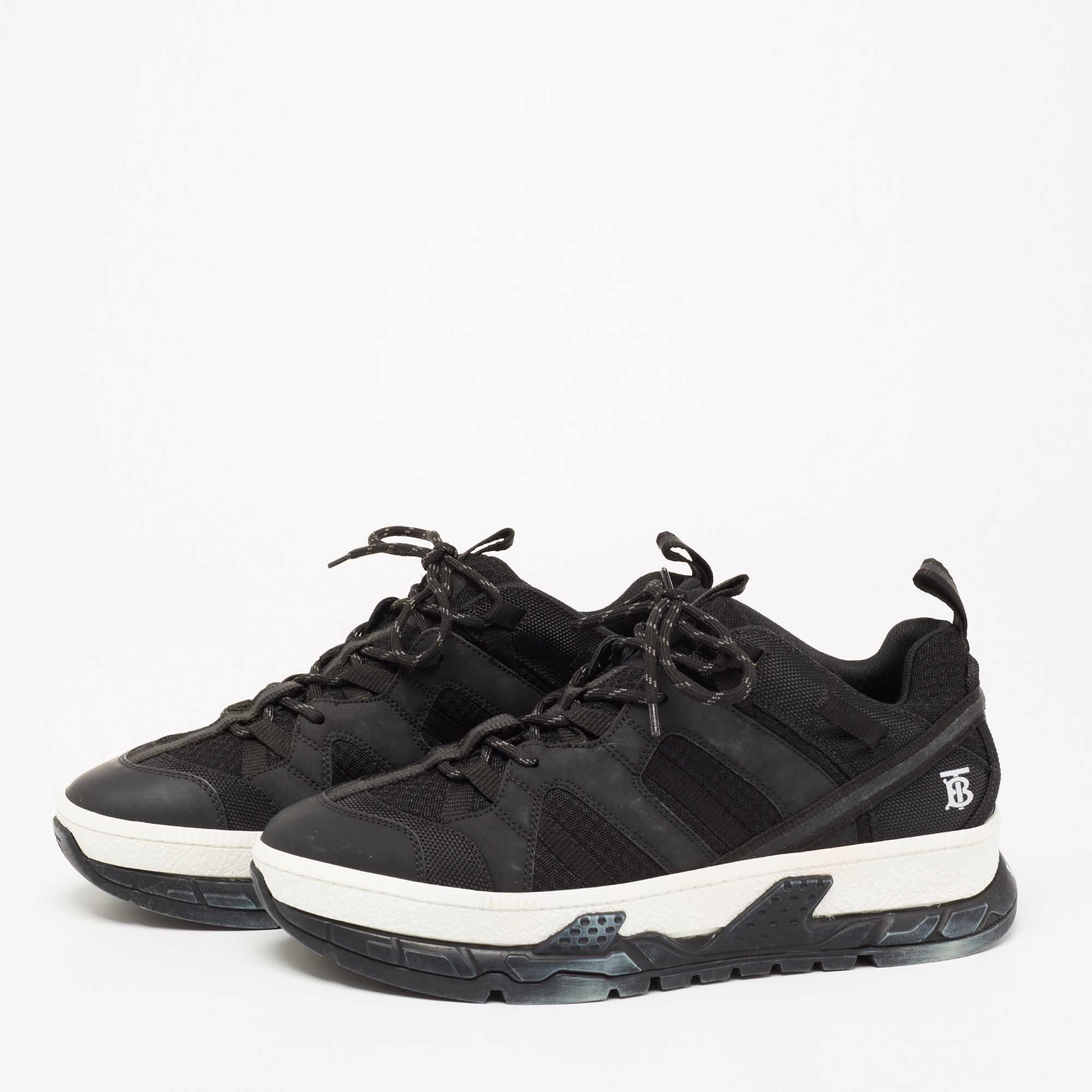 

Burberry Black Leather And Mesh Lace Up Sneakers Size