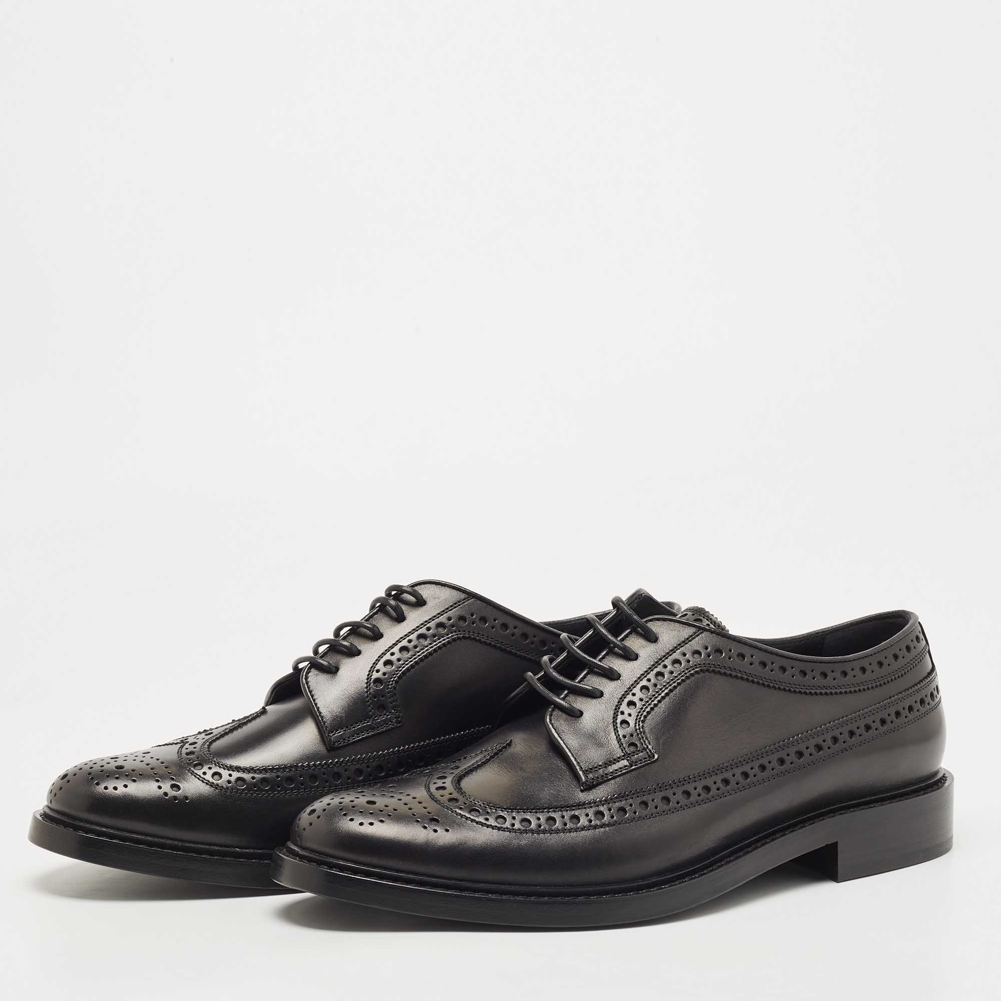 

Burberry Black Brogue Leather Lace Up Derby Size