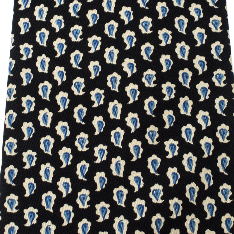 

Burberry Vintage Black Paisley Print Silk Traditional Tie