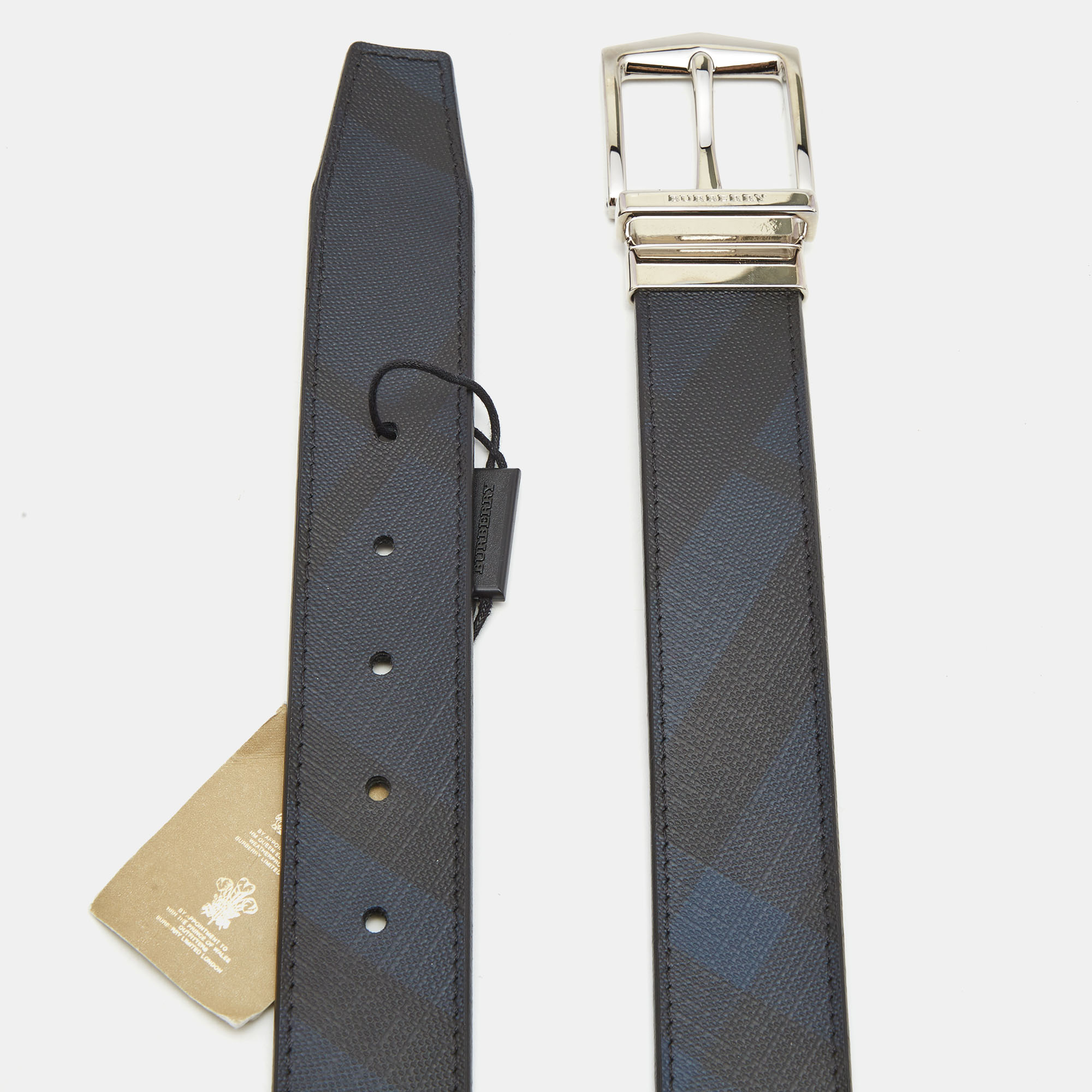 

Burberry Navy Blue/Black Check Coated Canvas and Leather Buckle Reversible Belt