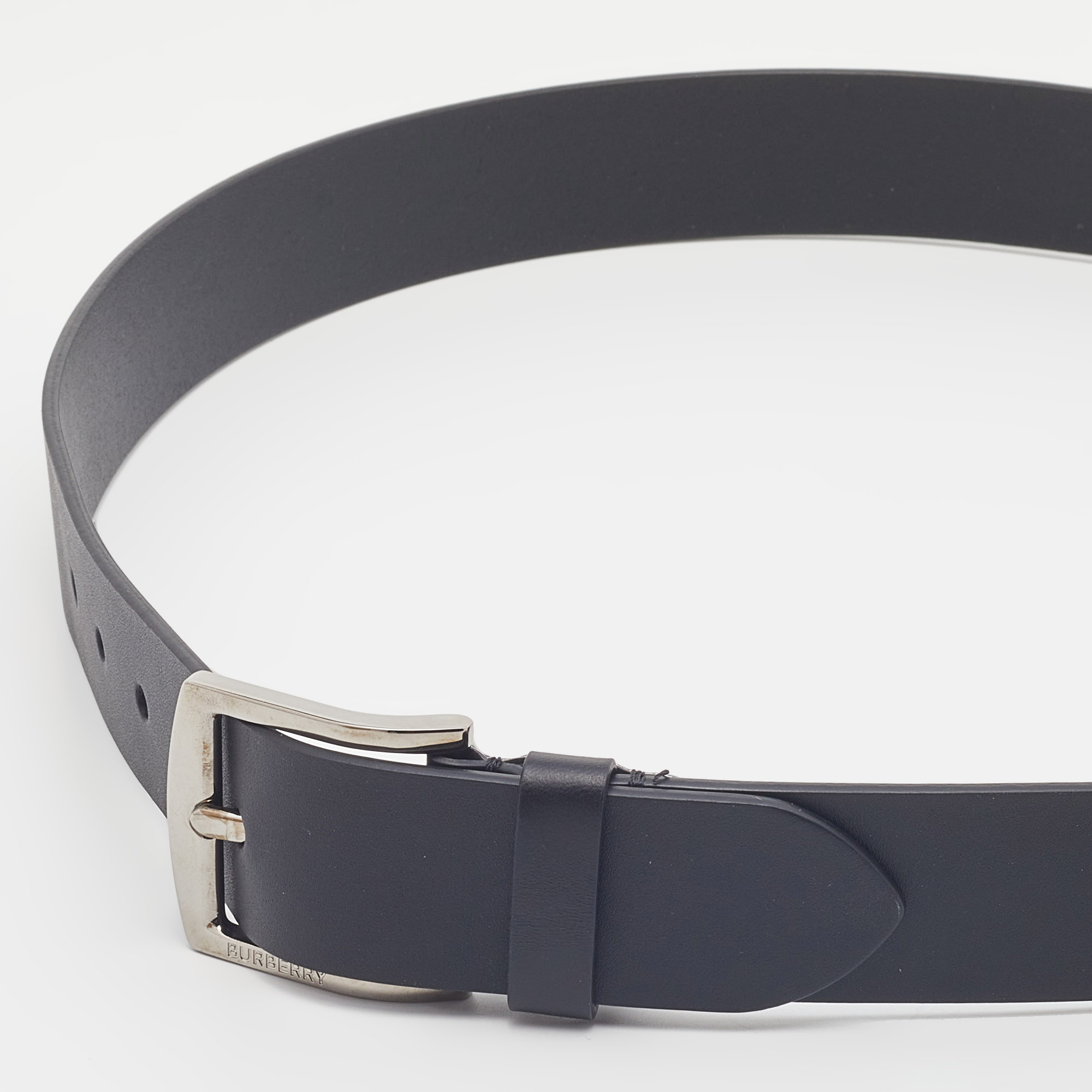 

Burberry Black Leather Louis Buckle Belt