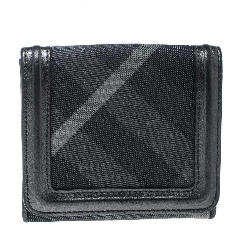 Pre Owned Burberry Grey Beat Check Canvas and Leather Compact Wallet