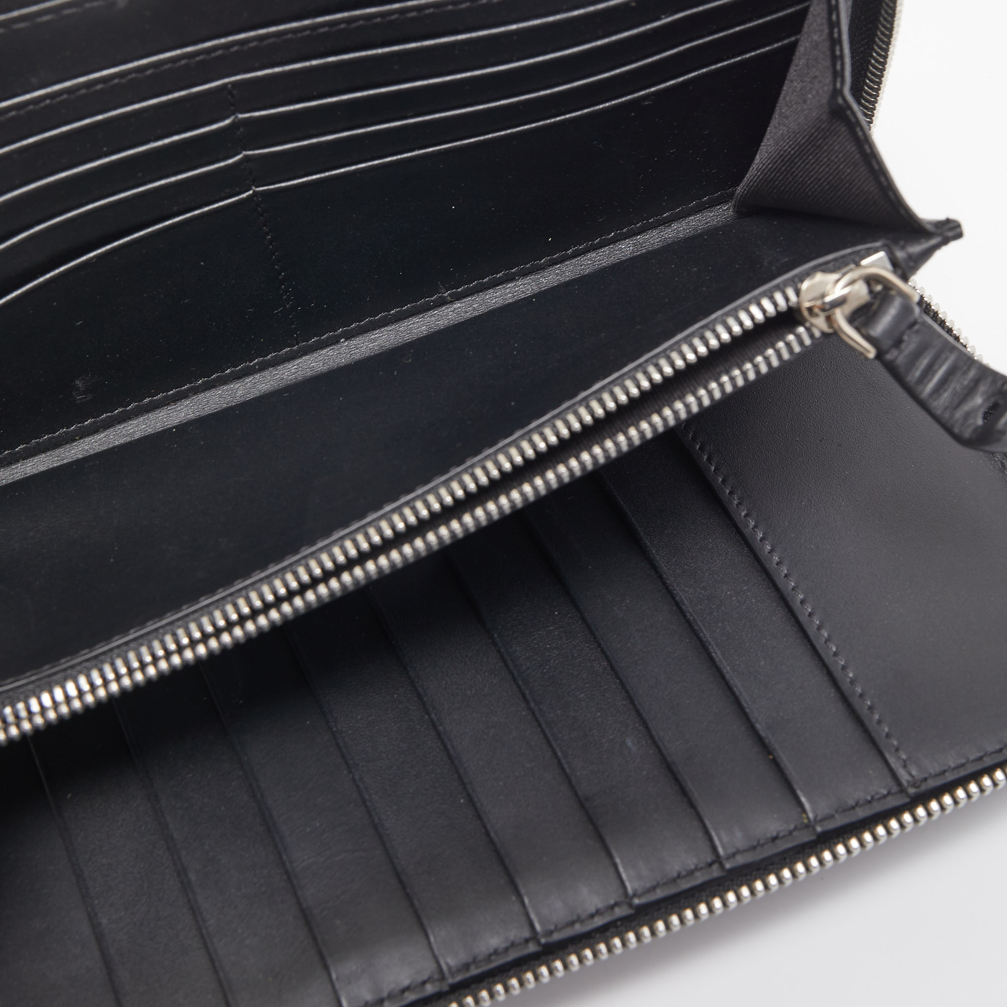 

Burberry Black Leather Embossed Crest Zip Around Wallet