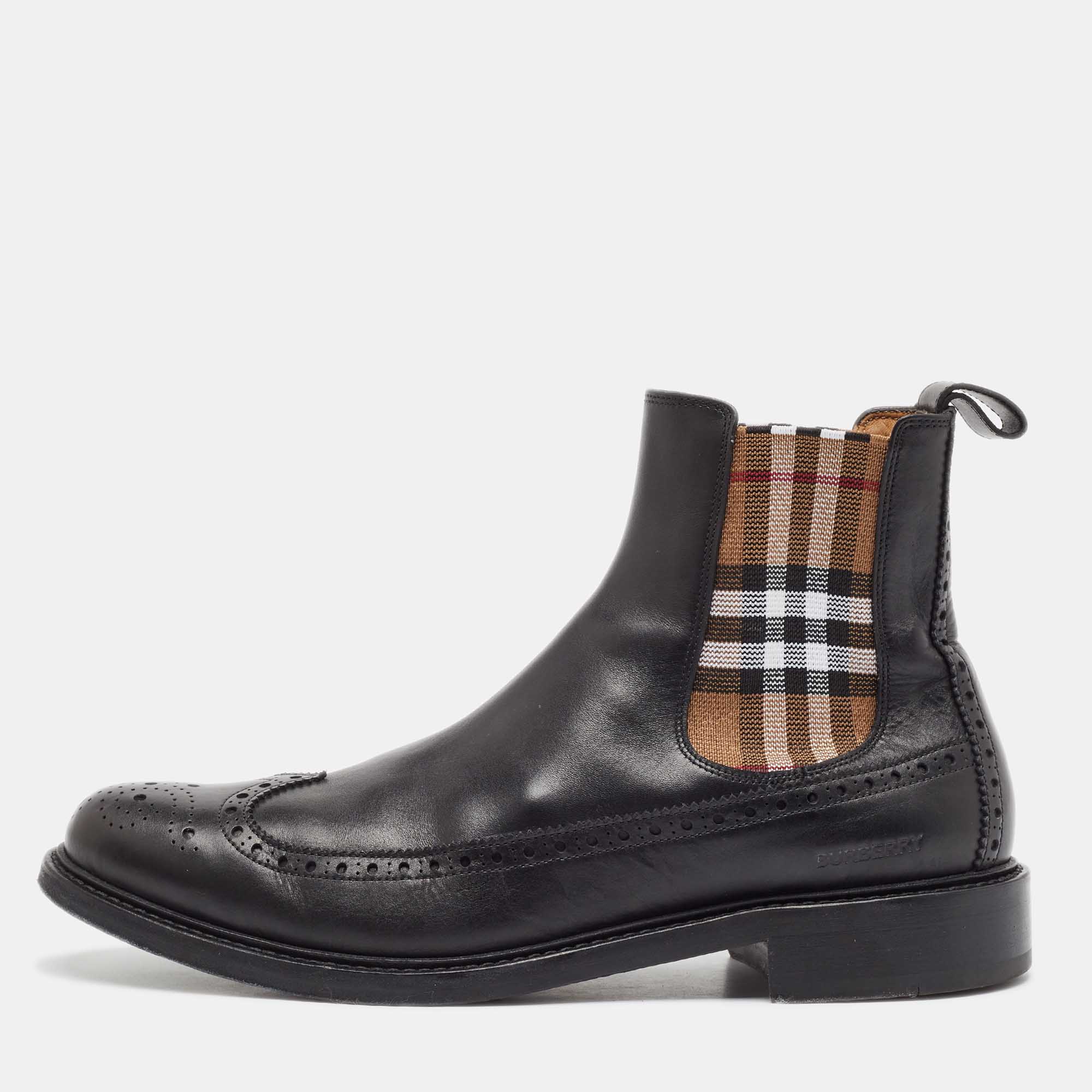 

Burberry Black Vintage Check Detail Leather Chelsea Boots Size