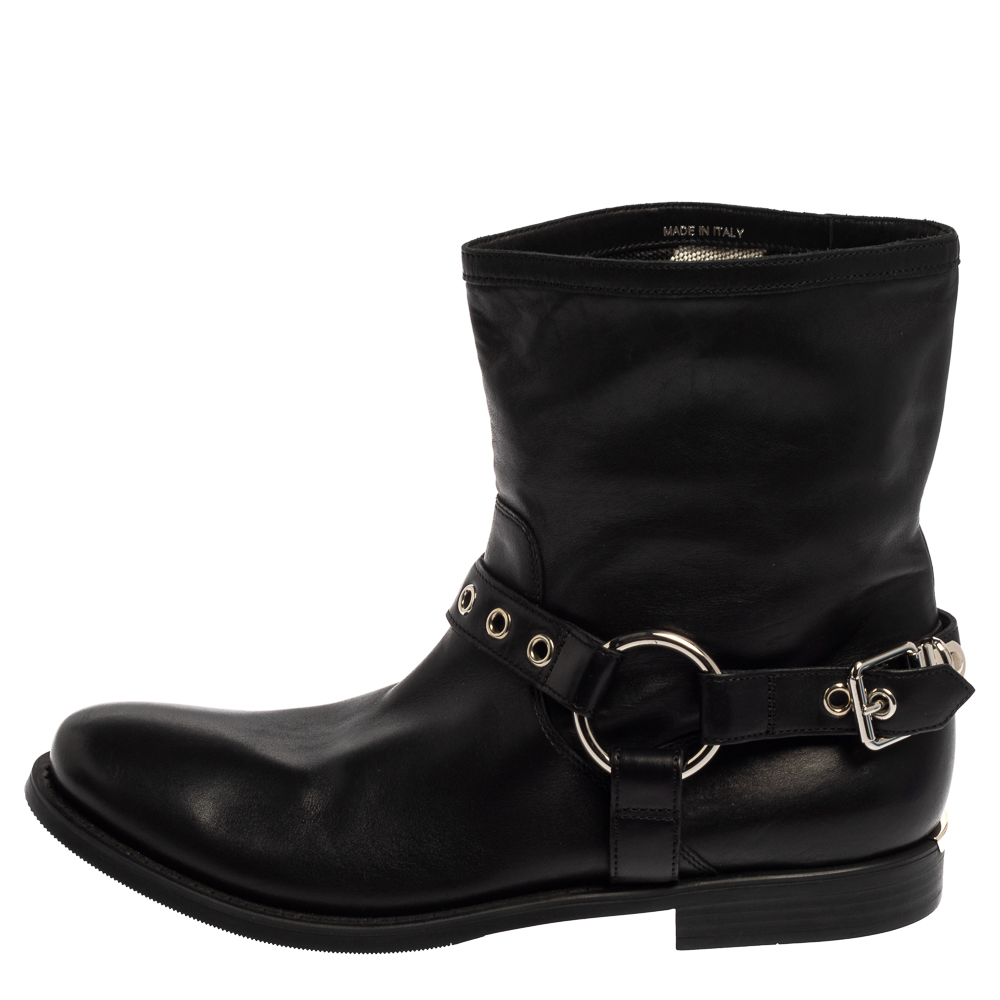

Burberry Black Leather Buckle Detail Ankle Boots Size