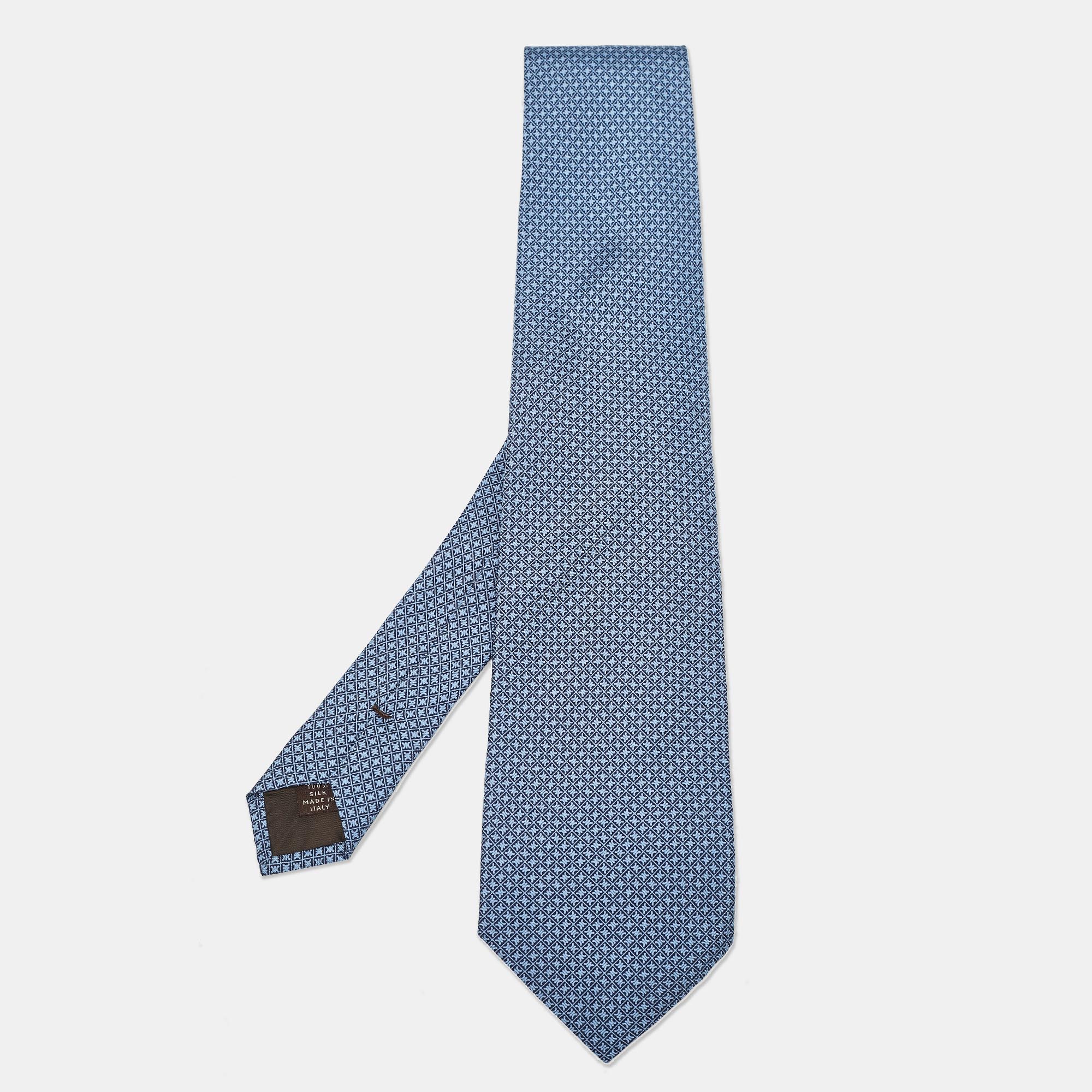 

Celine Vintage Blue Print Silk Tie