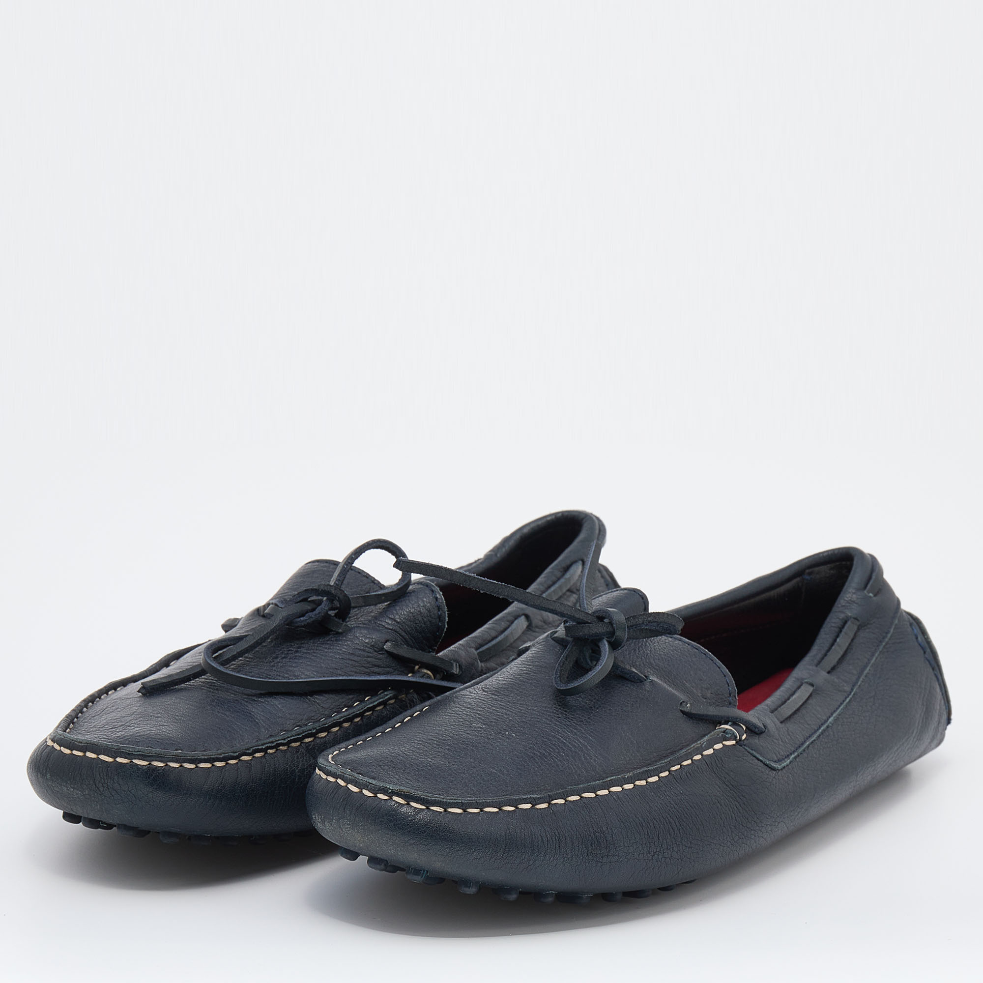 

CH Carolina Herrera Navy Blue Leather Slip On Loafers Size
