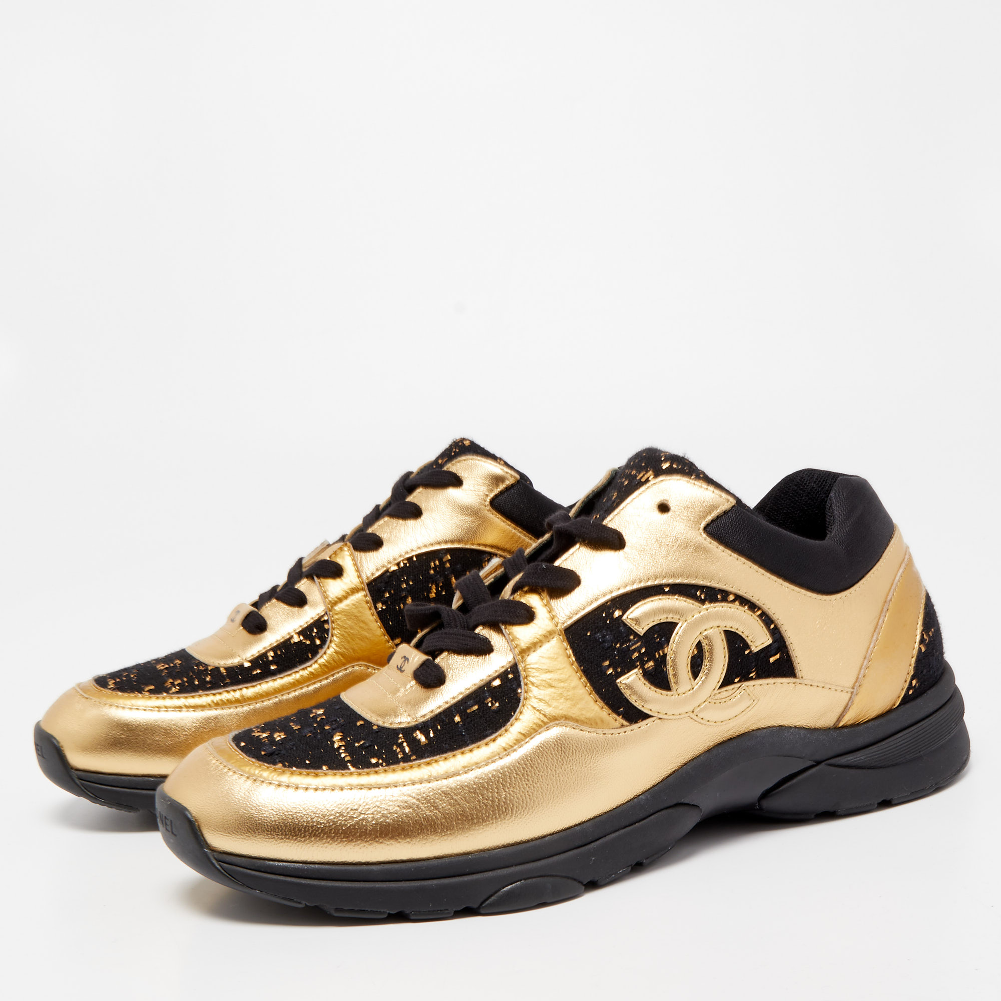 

Chanel Gold/Black Tweed Fabric And Leather CC Lace Up Sneakers Size