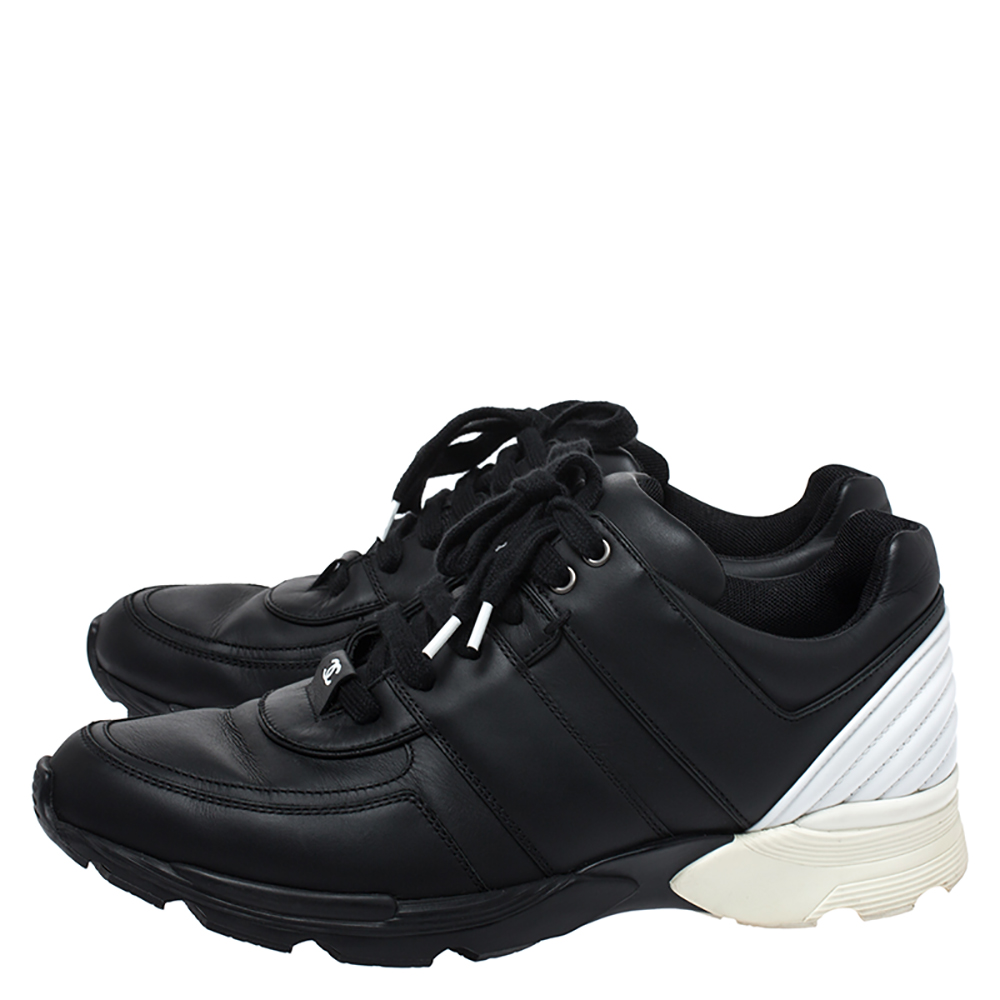 Chanel Black/White Leather CC Low Top Sneakers Size 43 Chanel | TLC