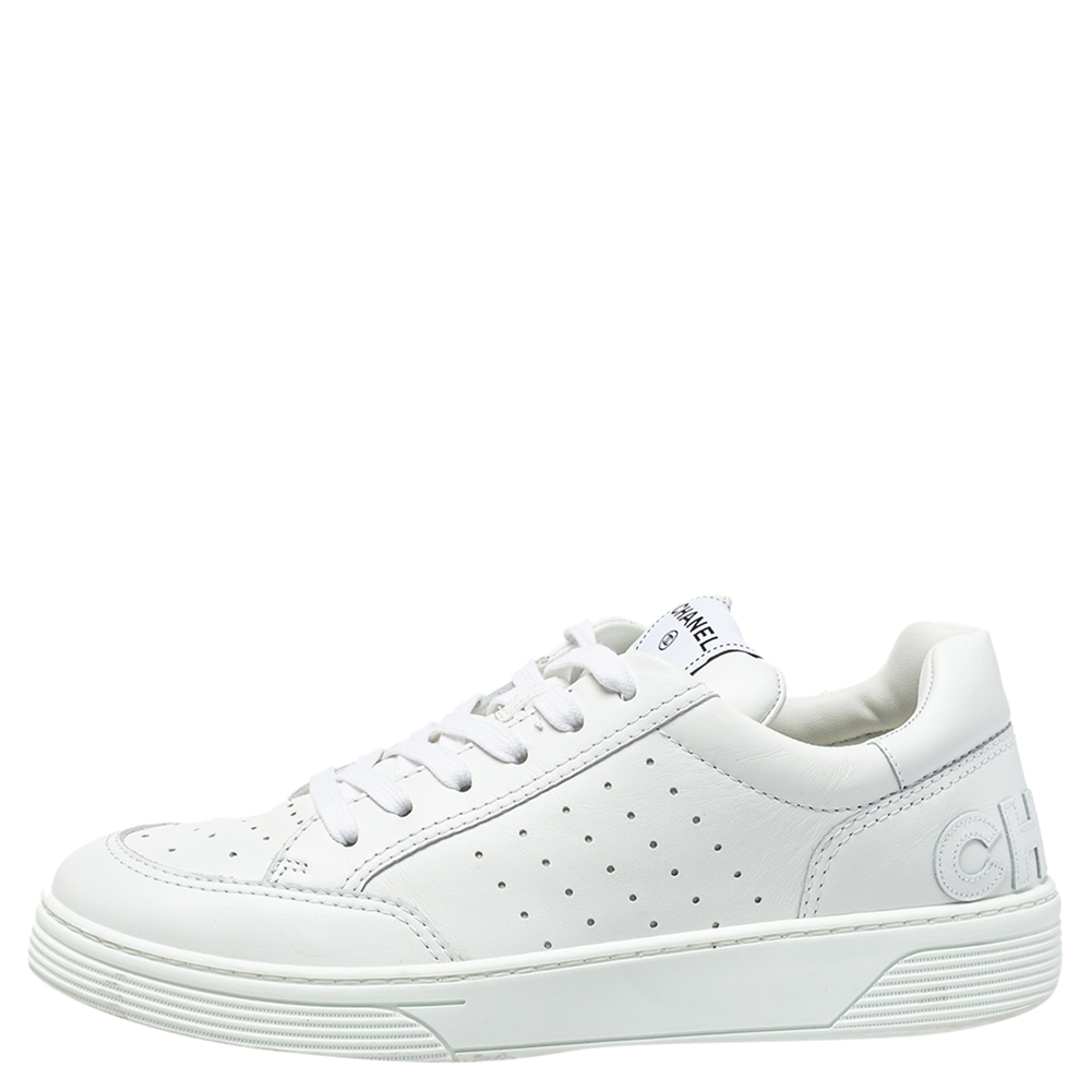 

Chanel White Leather Lace Up Sneakers Size