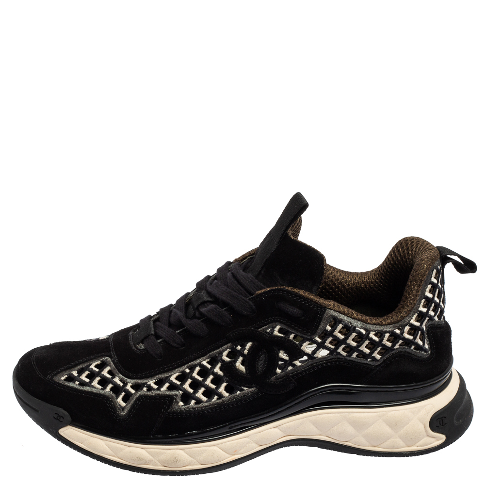 

Chanel Black/White Suede And Mesh CC Low Top Sneakers Size