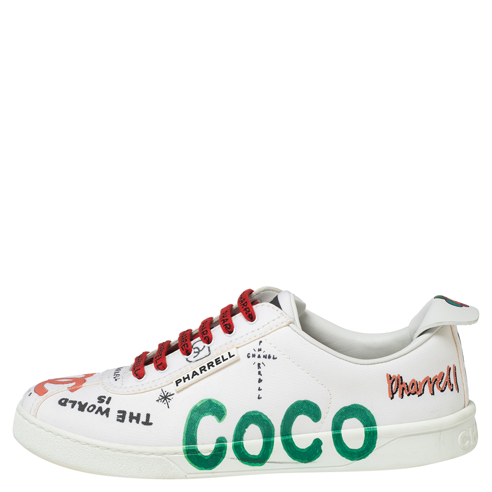 

Chanel x Pharrell White Canvas Graffiti Low-Top Sneakers Size