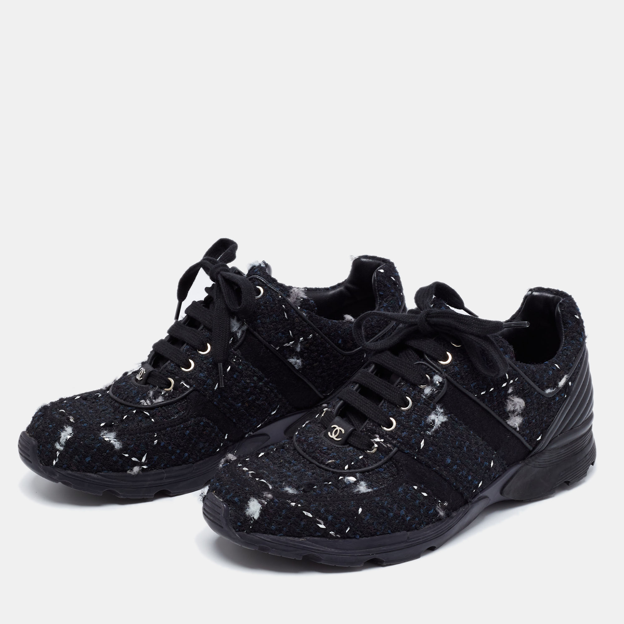 

Chanel Black Tweed and Leather Low Top Sneakers Size