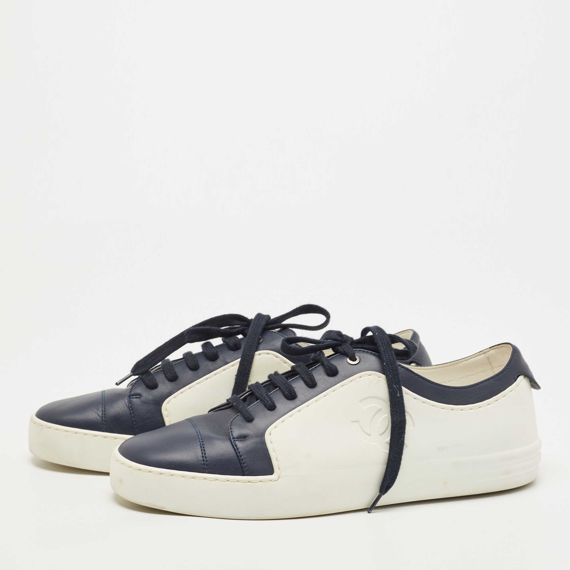 

Chanel Blue/White Rubber and Leather CC Trainer Low Top Sneakers Size, Navy blue