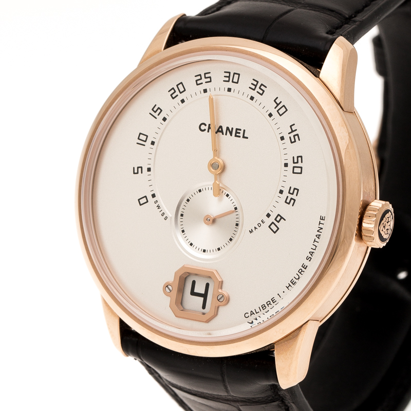 

Chanel Ivory Opaline, Black