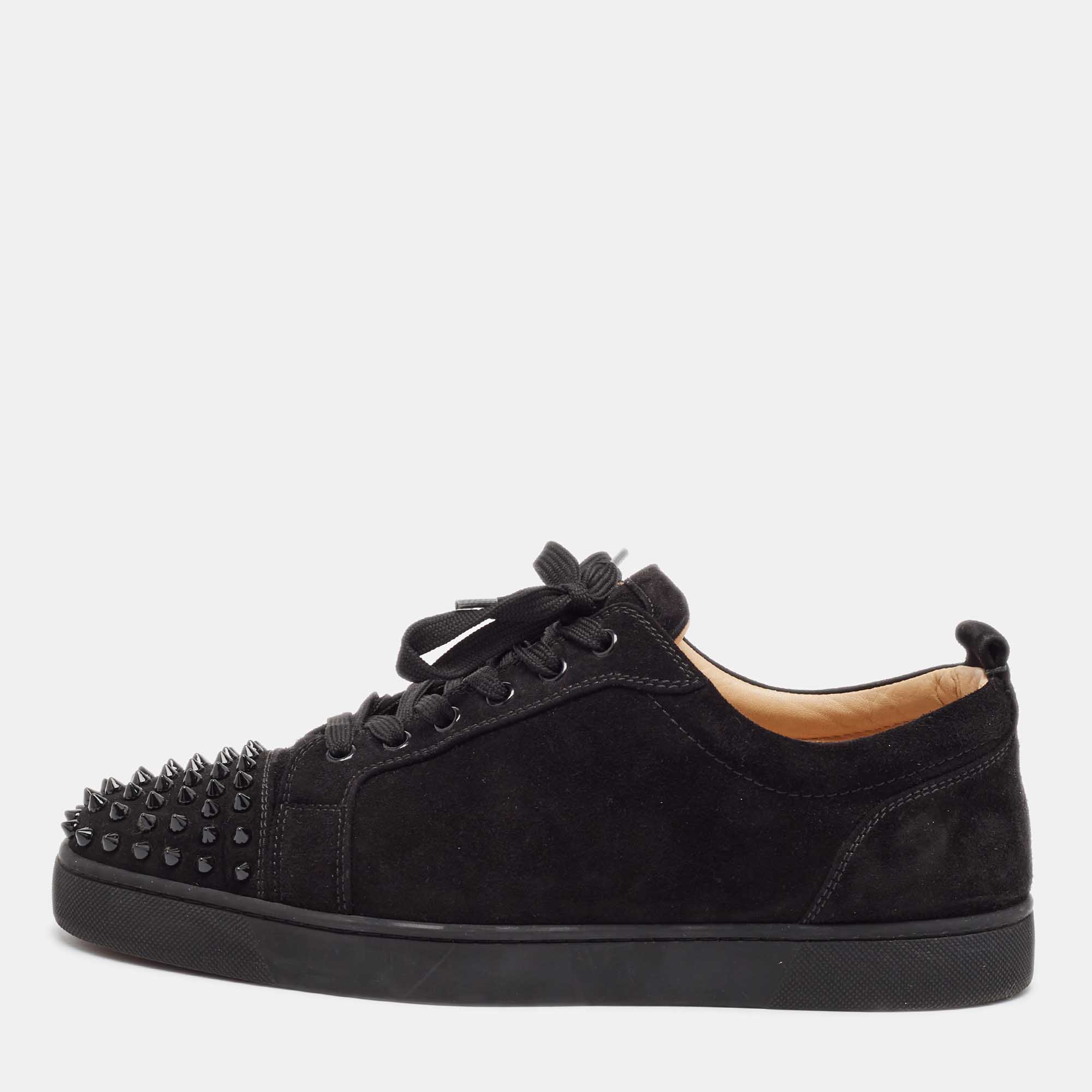 

Christian Louboutin Black Suede Louis Junior Spikes Sneakers Size