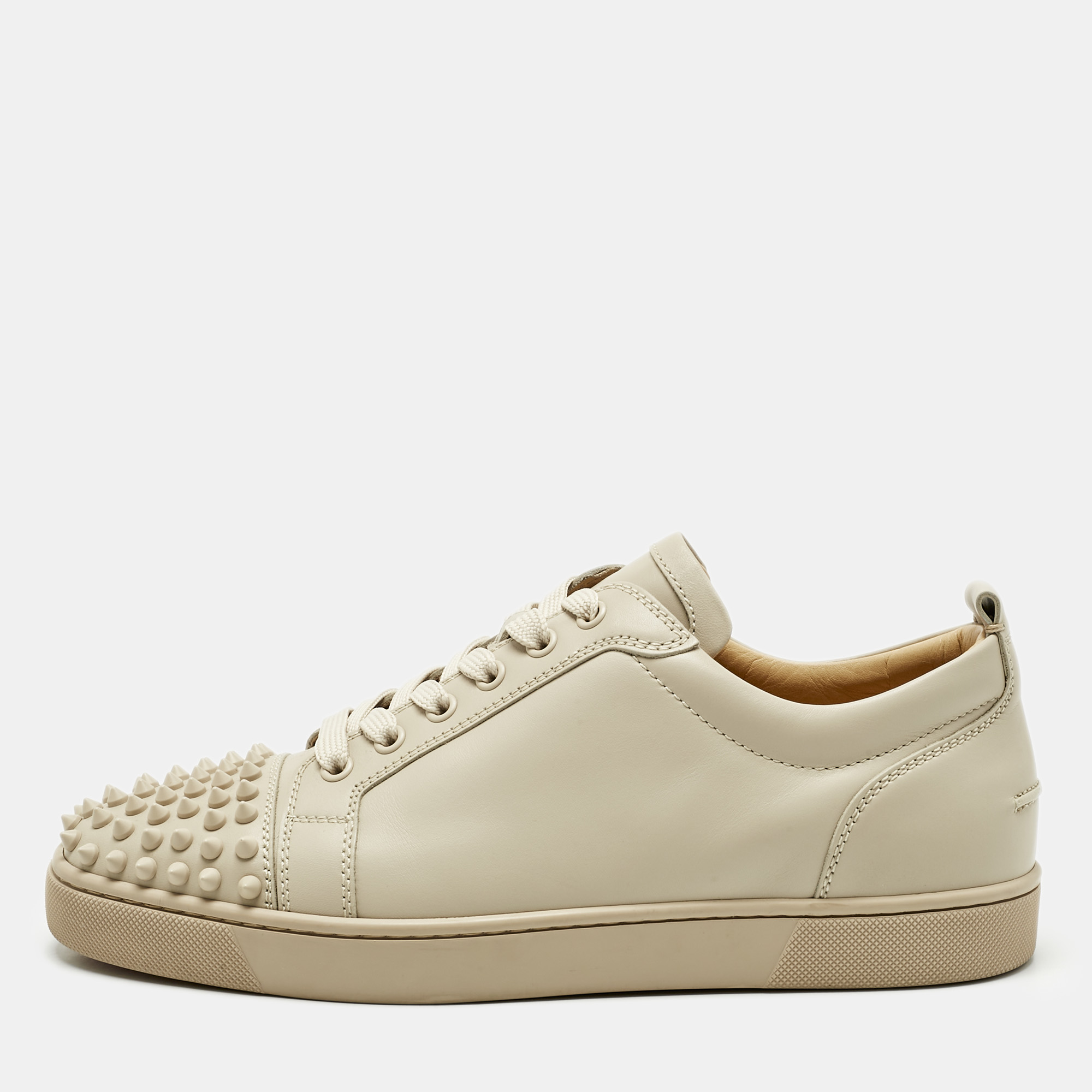

Christian Louboutin Beige Leather Louis Junior Spikes Low Top Sneakers Size