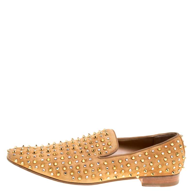 

Christian Louboutin Beige Suede Roller Boy Spiked Loafers Size