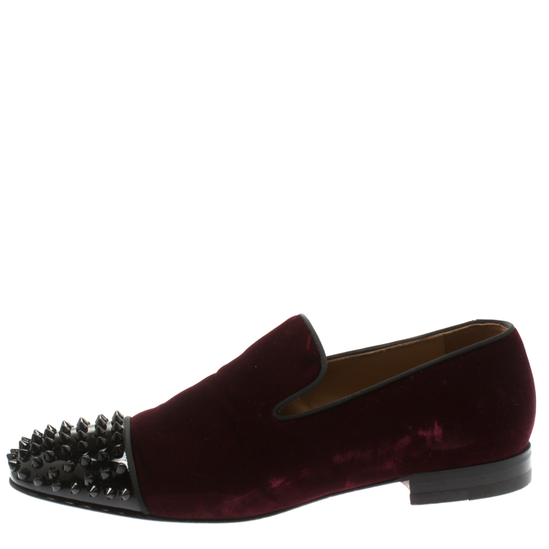 

Christian Louboutin Burgundy Velvet And Patent Leather Spooky Spiked Toe Cap Smoking Slippers Size