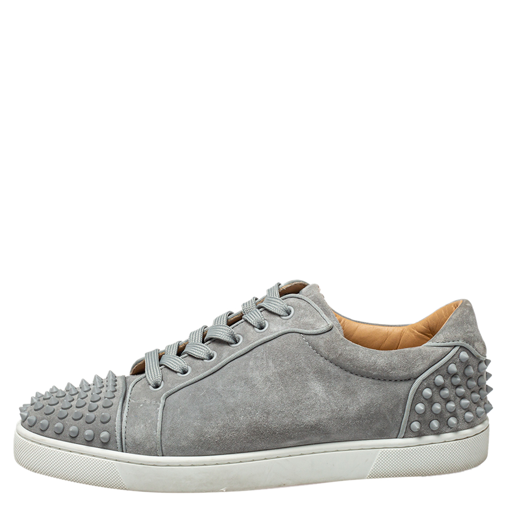 

Christian Louboutin Grey Suede Louis Orlato Junior Spikes Sneakers Size