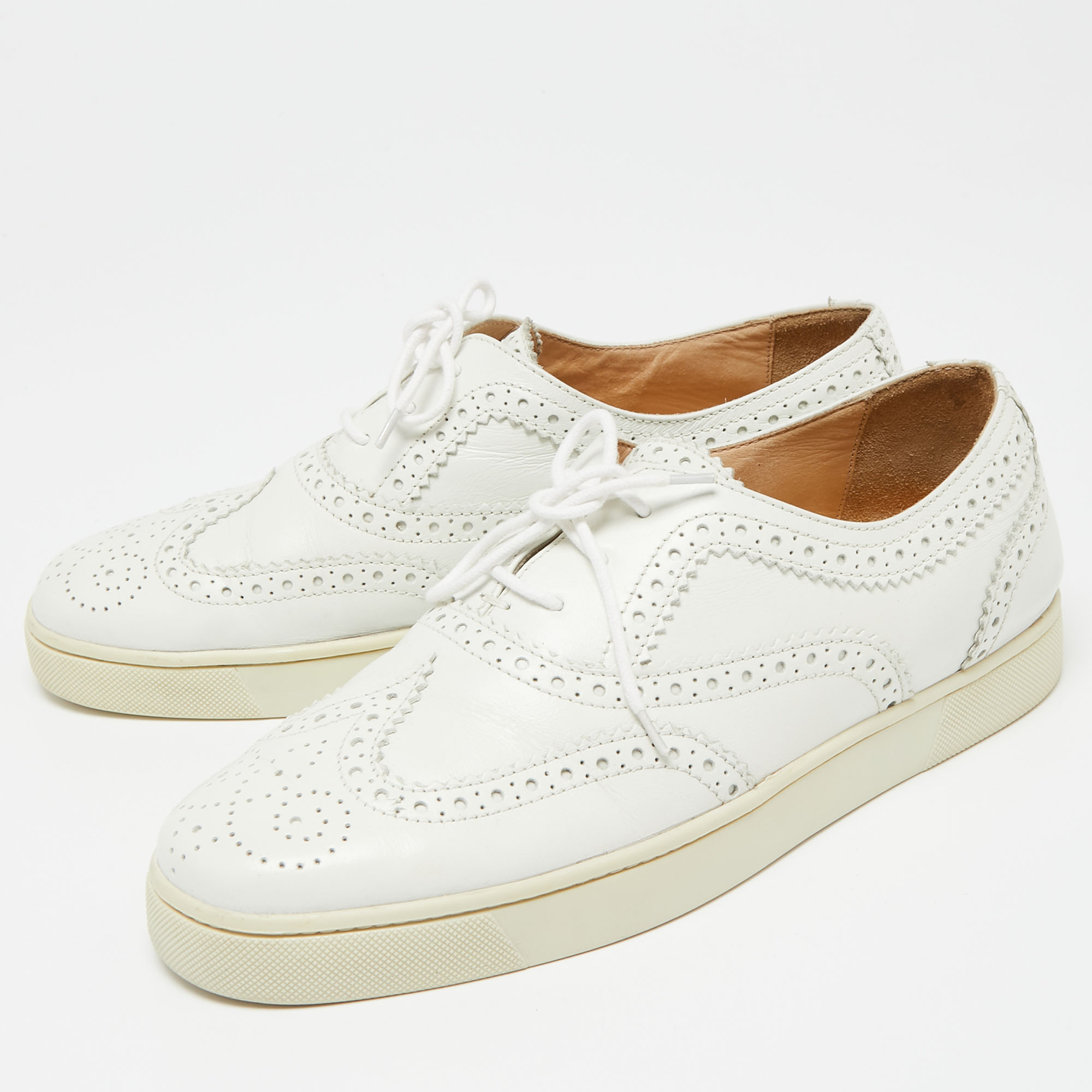 

Christian Louboutin White Brogue Leather Golfito Wingtip Sneakers Size