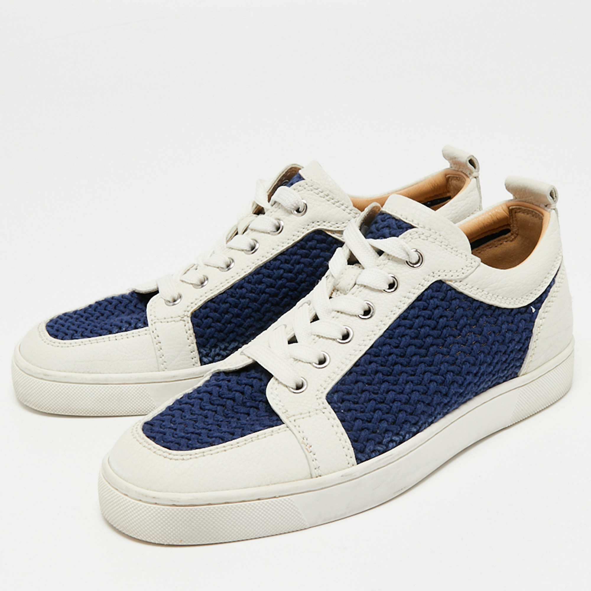 

Christian Louboutin White/Navy Blue Leather and Woven Fabric Rantulow Low-Top Sneakers Size