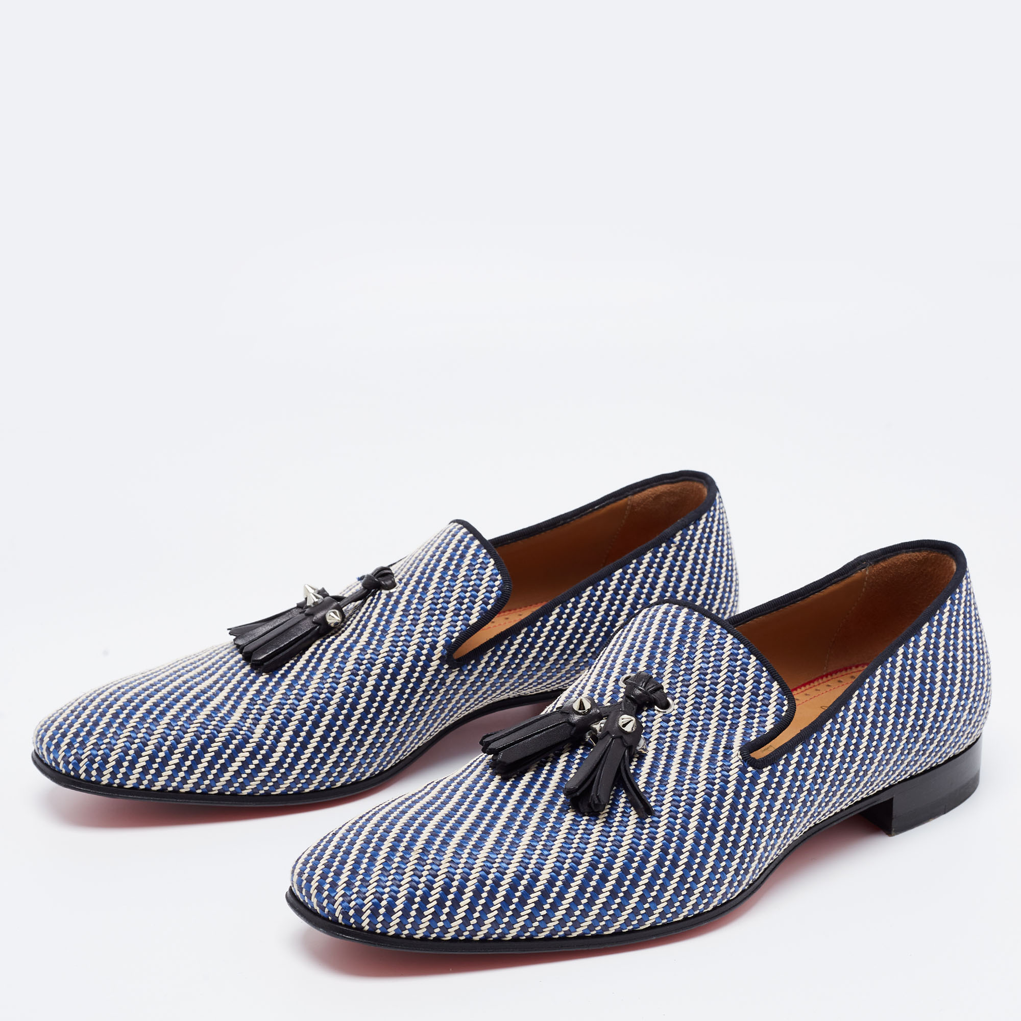 

Christian Louboutin White/Blue Woven Fabric Dandelion Tassel Slip On Loafers Size