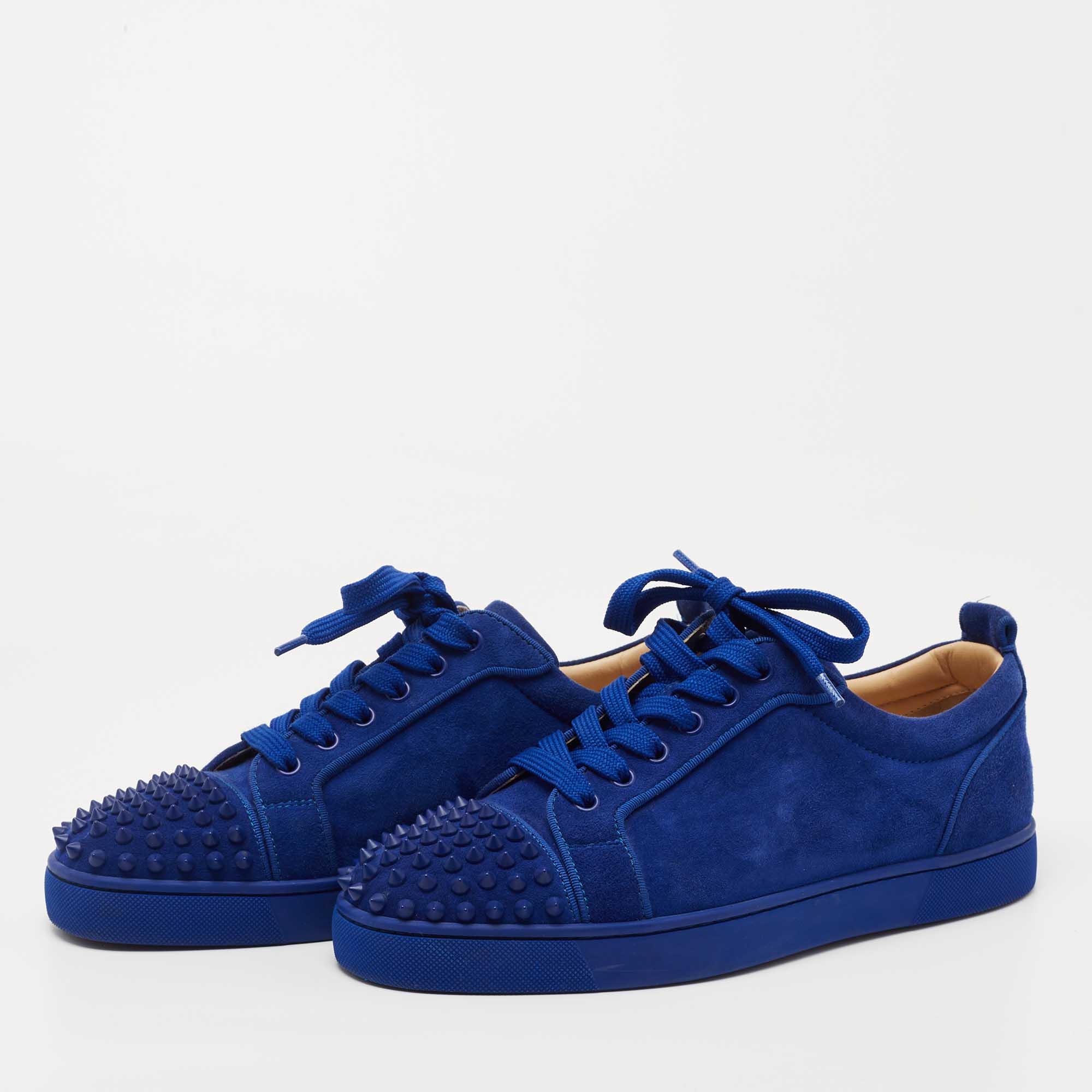 

Christian Louboutin Blue Suede Louis Junior Spike Low Top Sneakers Size
