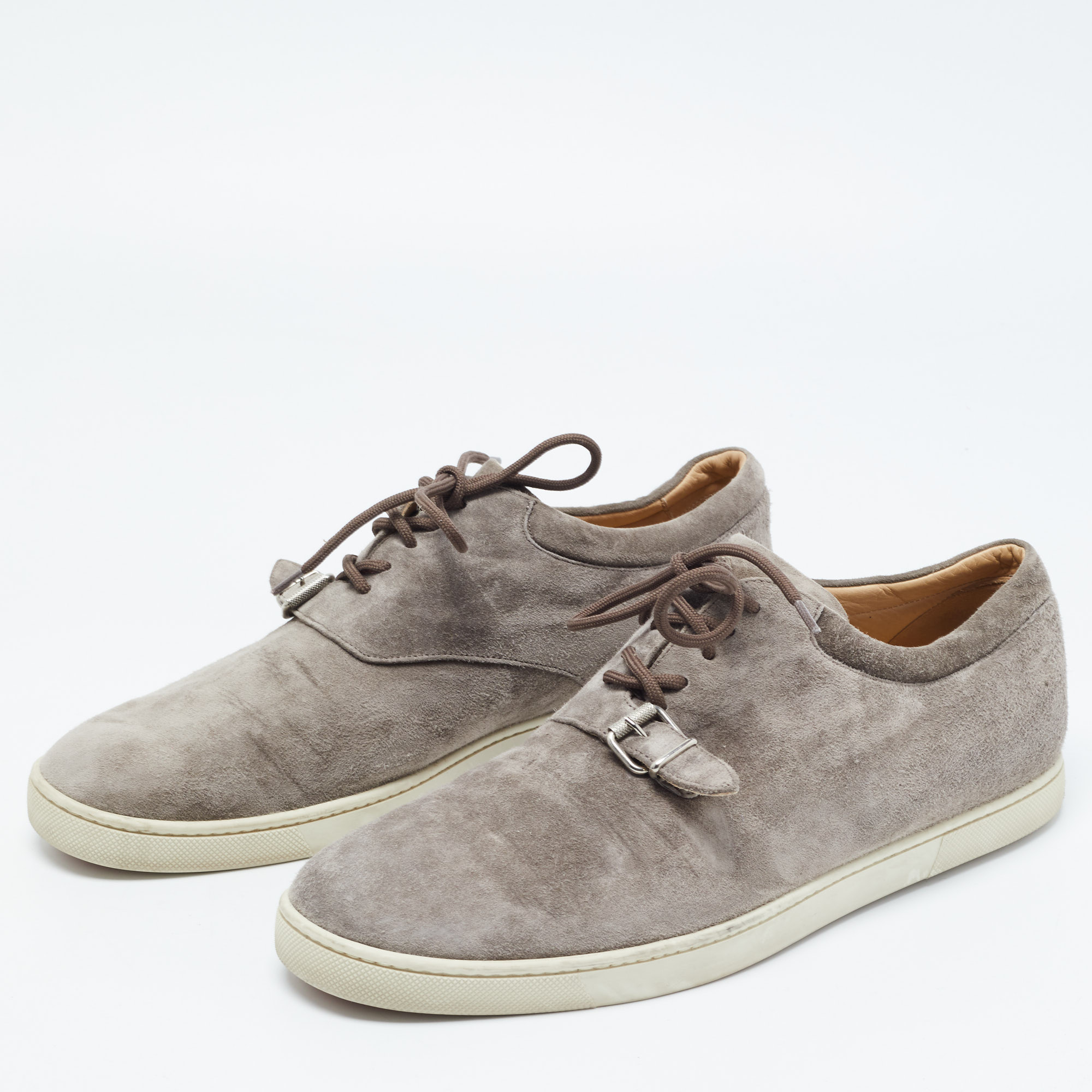 

Christian Louboutin Grey Suede Buckle Low Top Sneakers Size