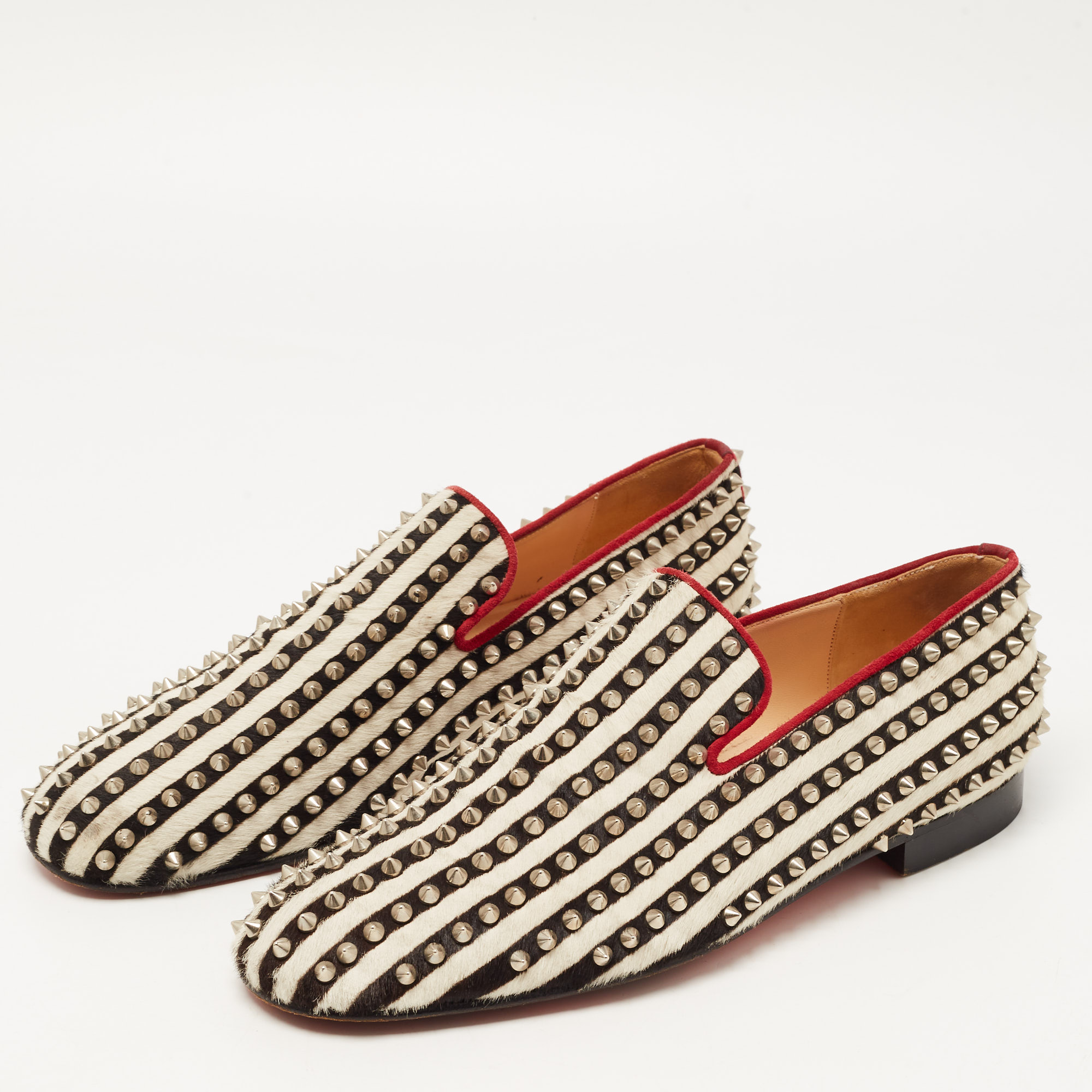 

Christian Louboutin Black/White Calf Hair Rollerboy Spiked Loafers Size