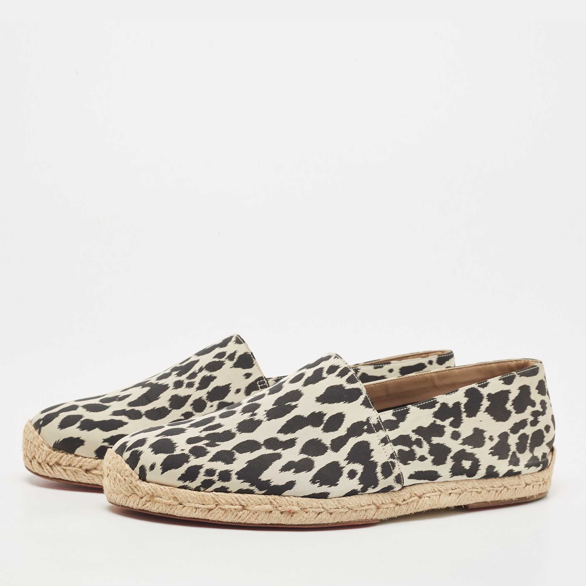

Christian Louboutin Black/White Animal Print Fabric Espadrille Flats Size