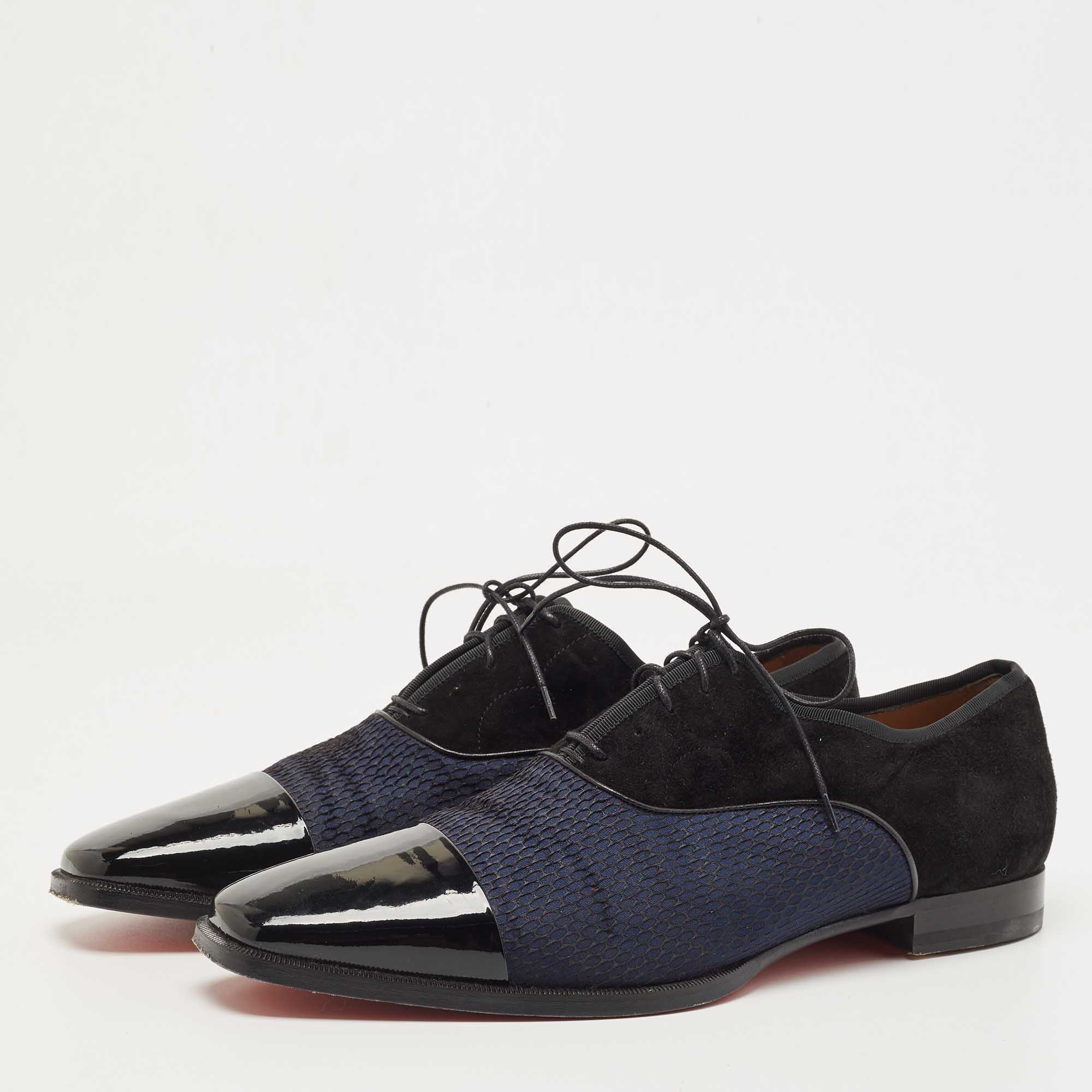 

Christian Louboutin Black/Navy Blue Suede and Fabric Greggo Oxfords Size