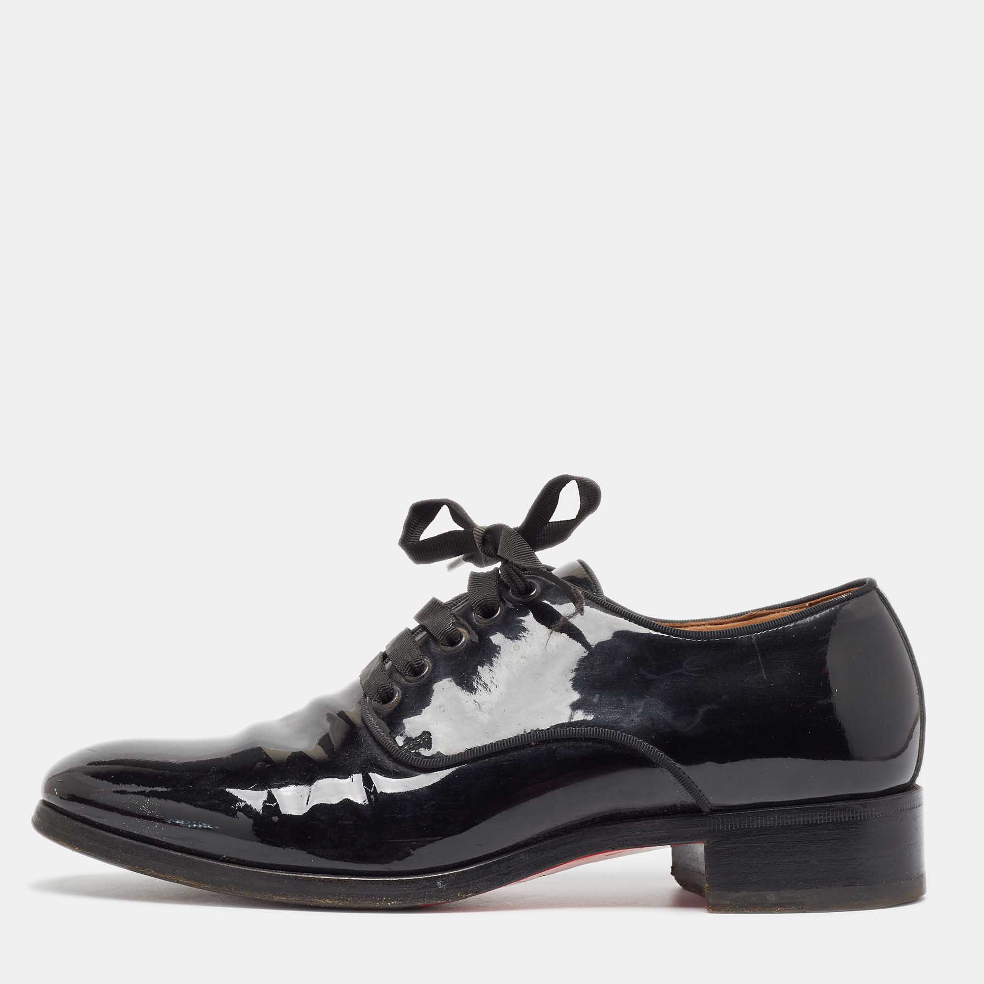

Christian Louboutin Black Patent Leather Lace Up Derby Size
