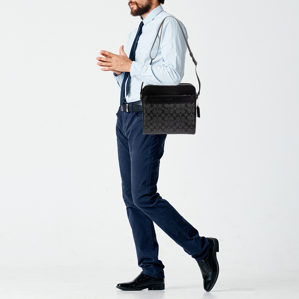 

Coach Black/Grey Signature Coated Canvas and Leather Messenger Bag