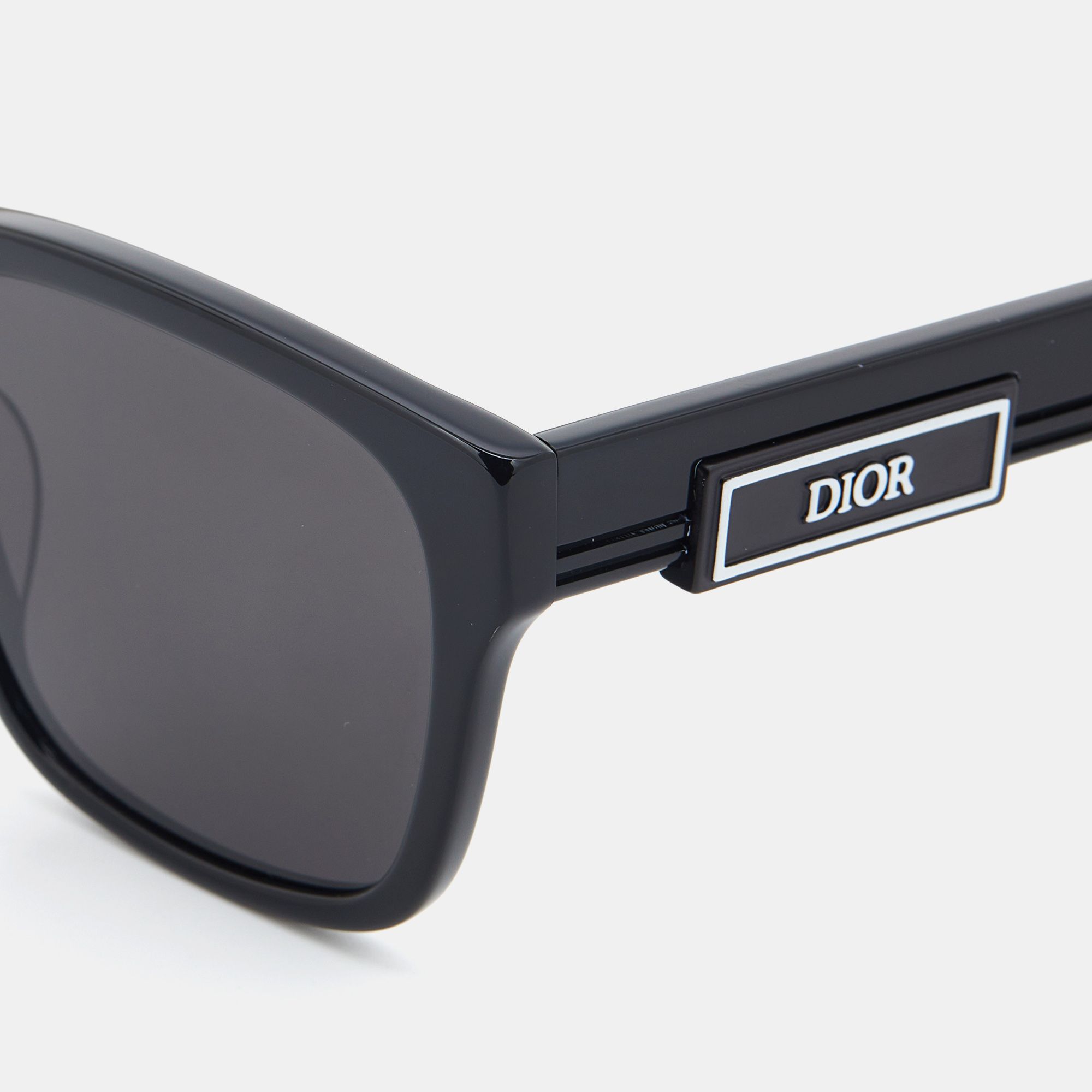 

Dior Black/Black DiorB23 S2F Wayfarer Sunglasses