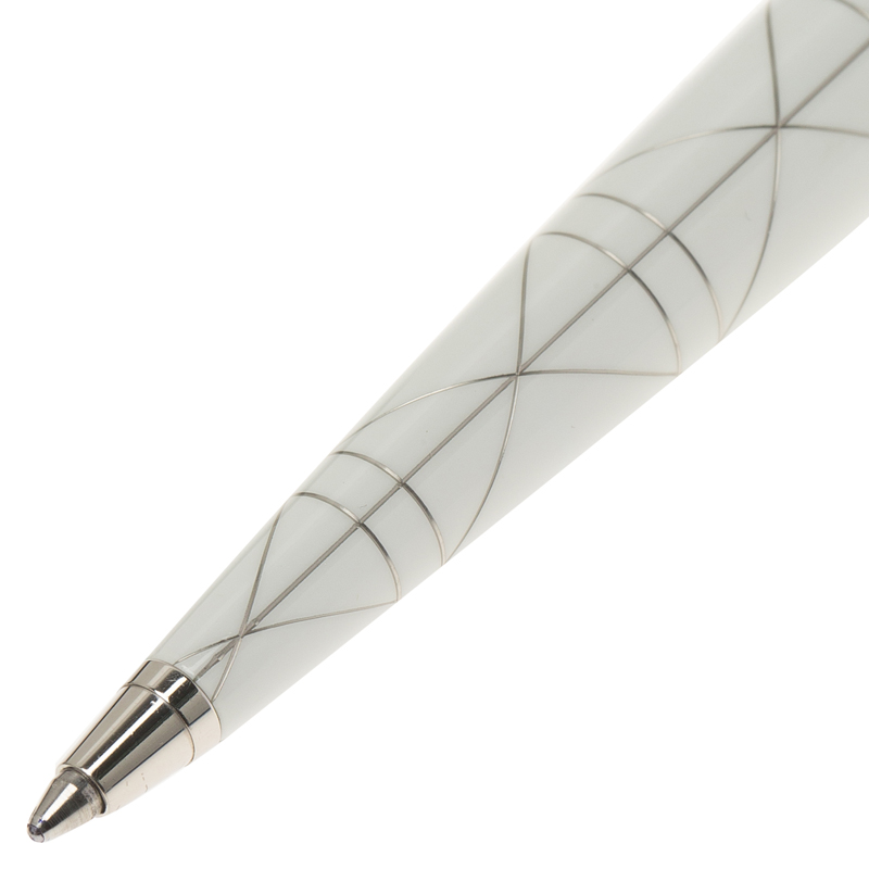 

Dior White Classic Ballpoint Pen