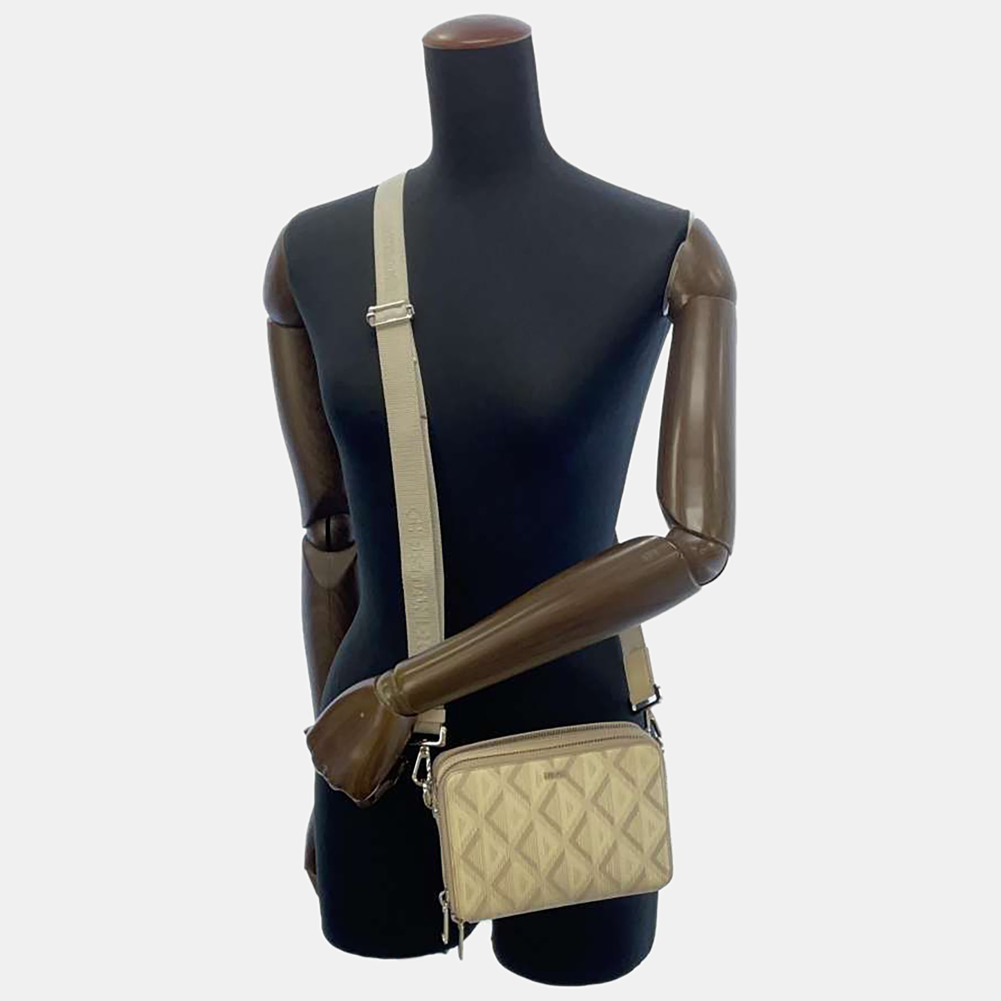 

Dior Beige Diamond Canvas Messenger Bag