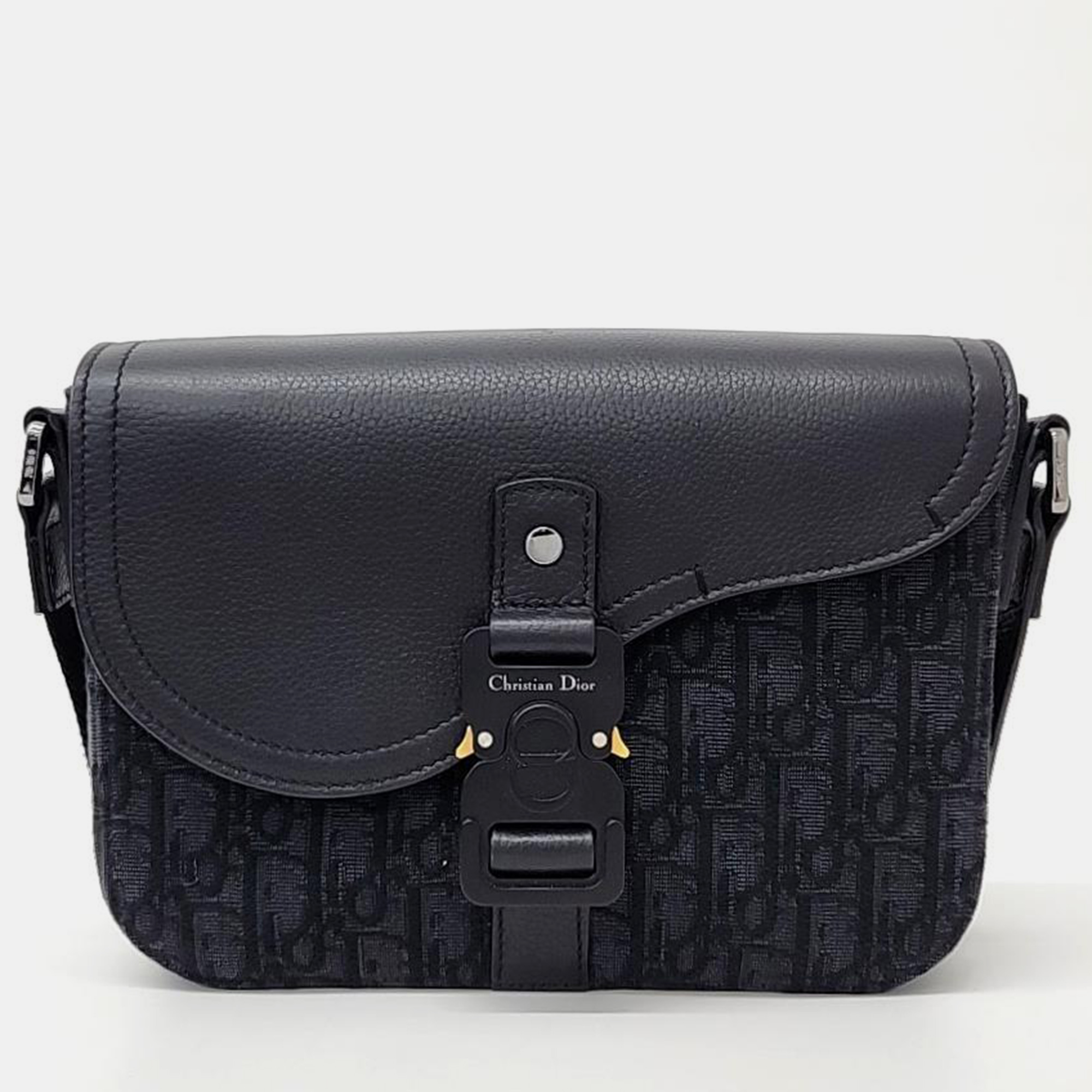 

Dior Homme Saddle Mini Messenger Bag, Black