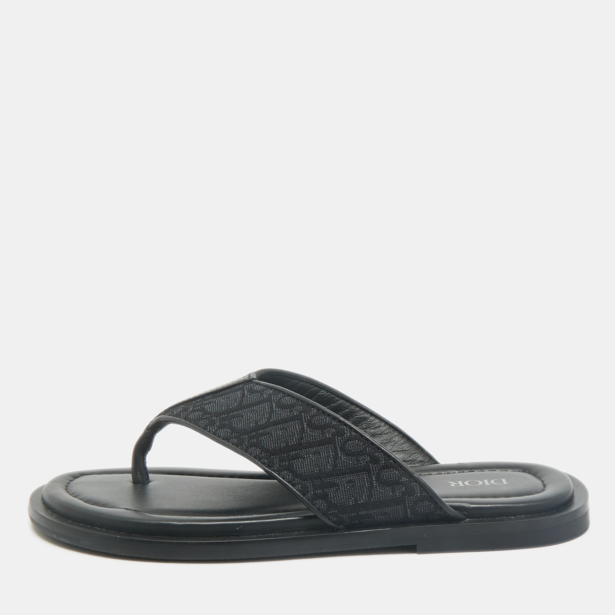 

Dior Black Oblique Jacquard and Leather Alias Flat Thong Sandals Size