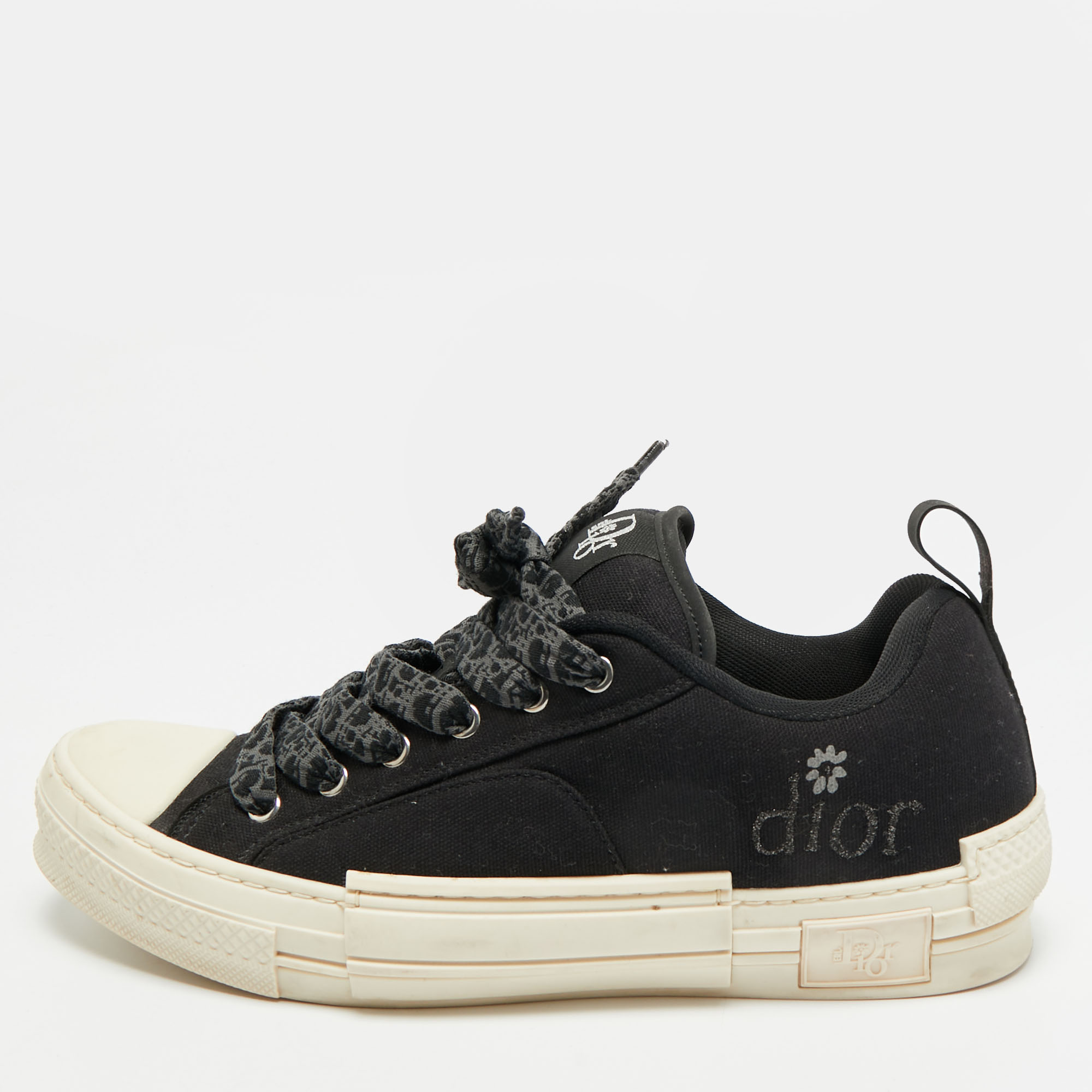 

Dior B23 Skater Size  Black Canvas Low Top Sneakers