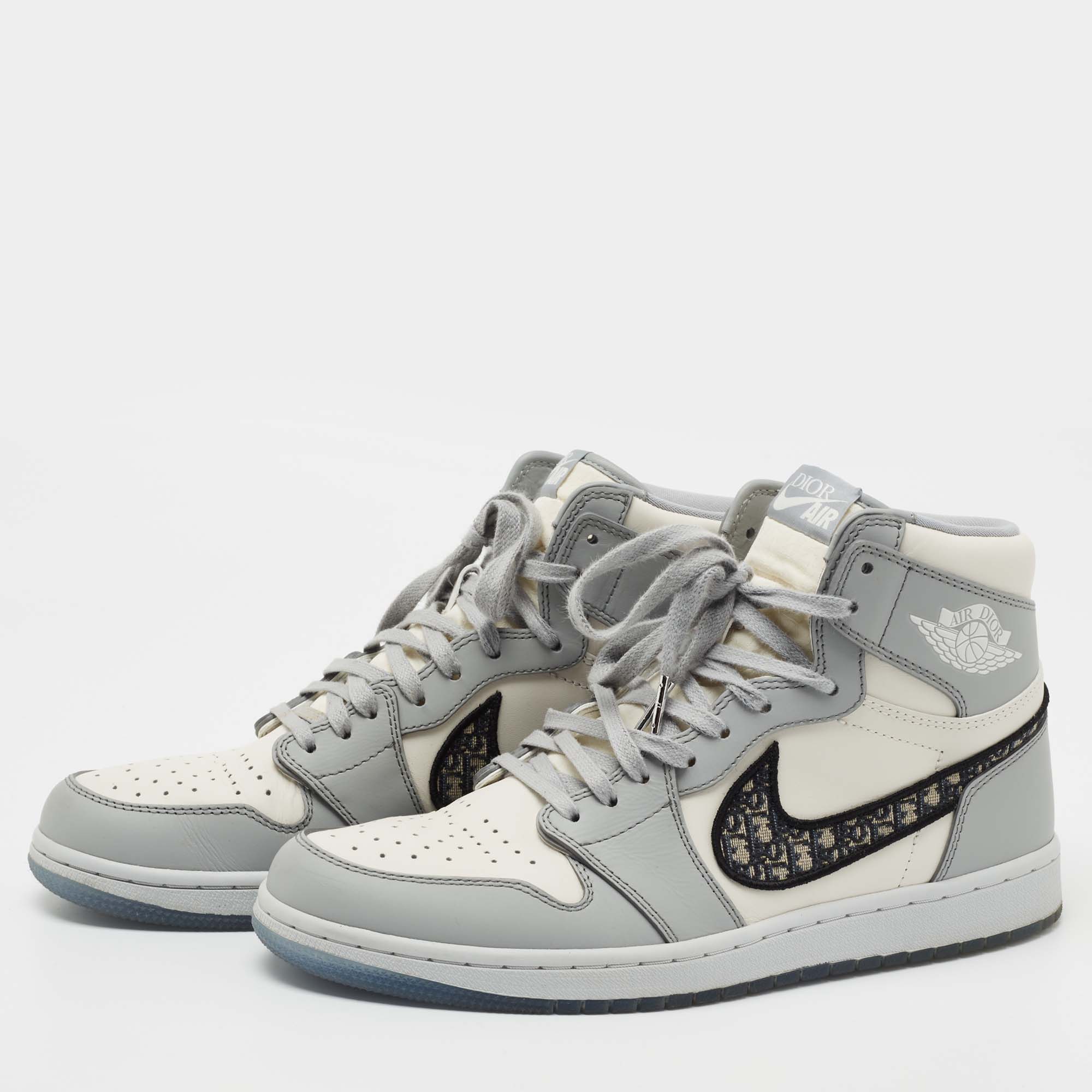 

Jordan x Dior Grey/White Leather Air Jordan 1 Retro High Top Sneakers Size, Metallic