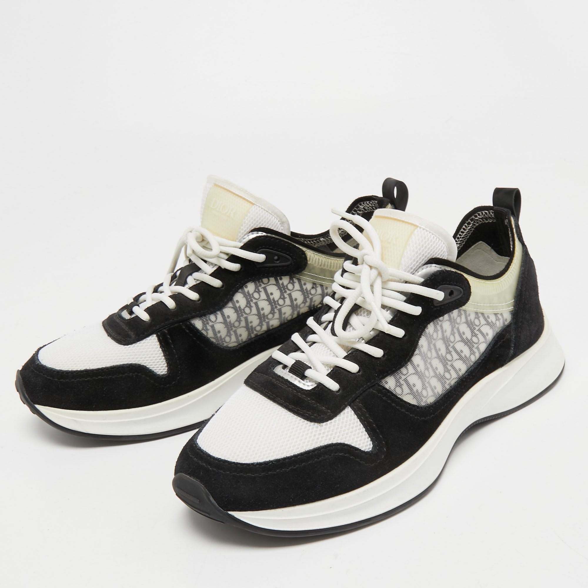 

Dior Black/White Suede and Oblique Mesh B25 Sneakers Size