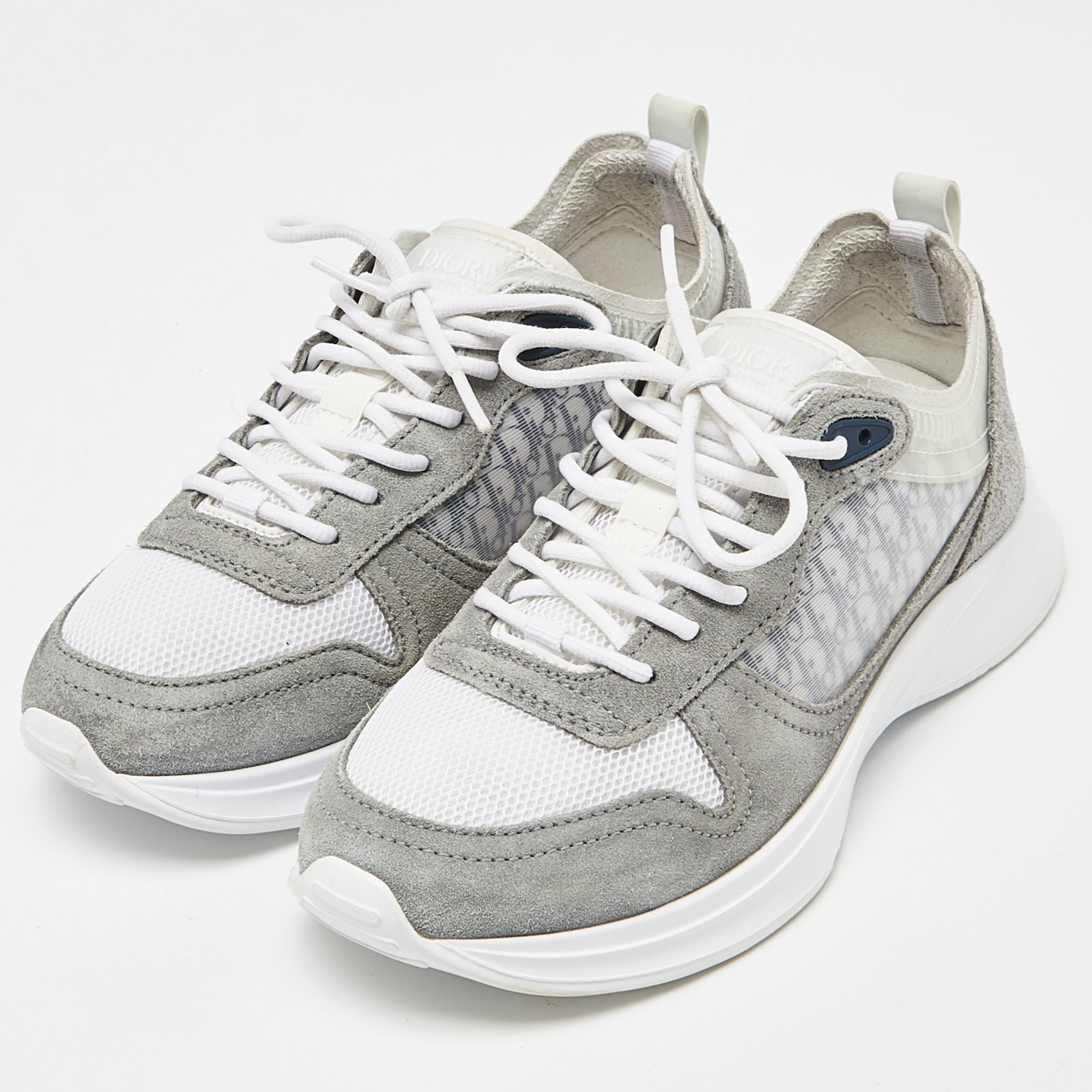 

Dior Grey Oblique Mesh and Suede B25 Sneakers Size