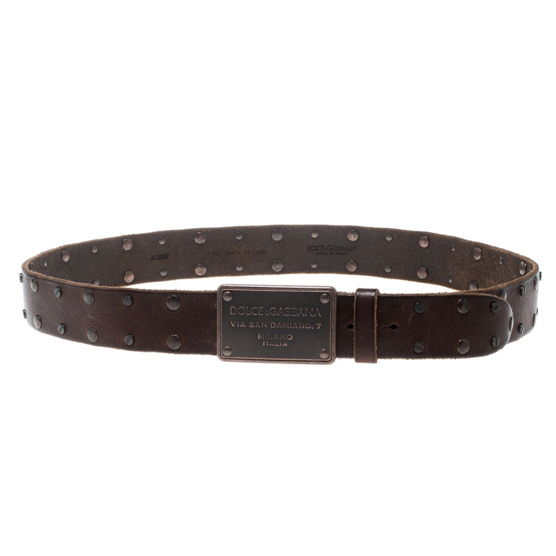 مملوكة مسبقًا Dolce & Gabbana Brown Leather Studs Plaque Buckle Belt 105cm