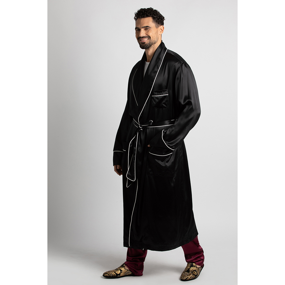 

Dolce & Gabbana Black Long sleeve Vestaglia  (IT 52