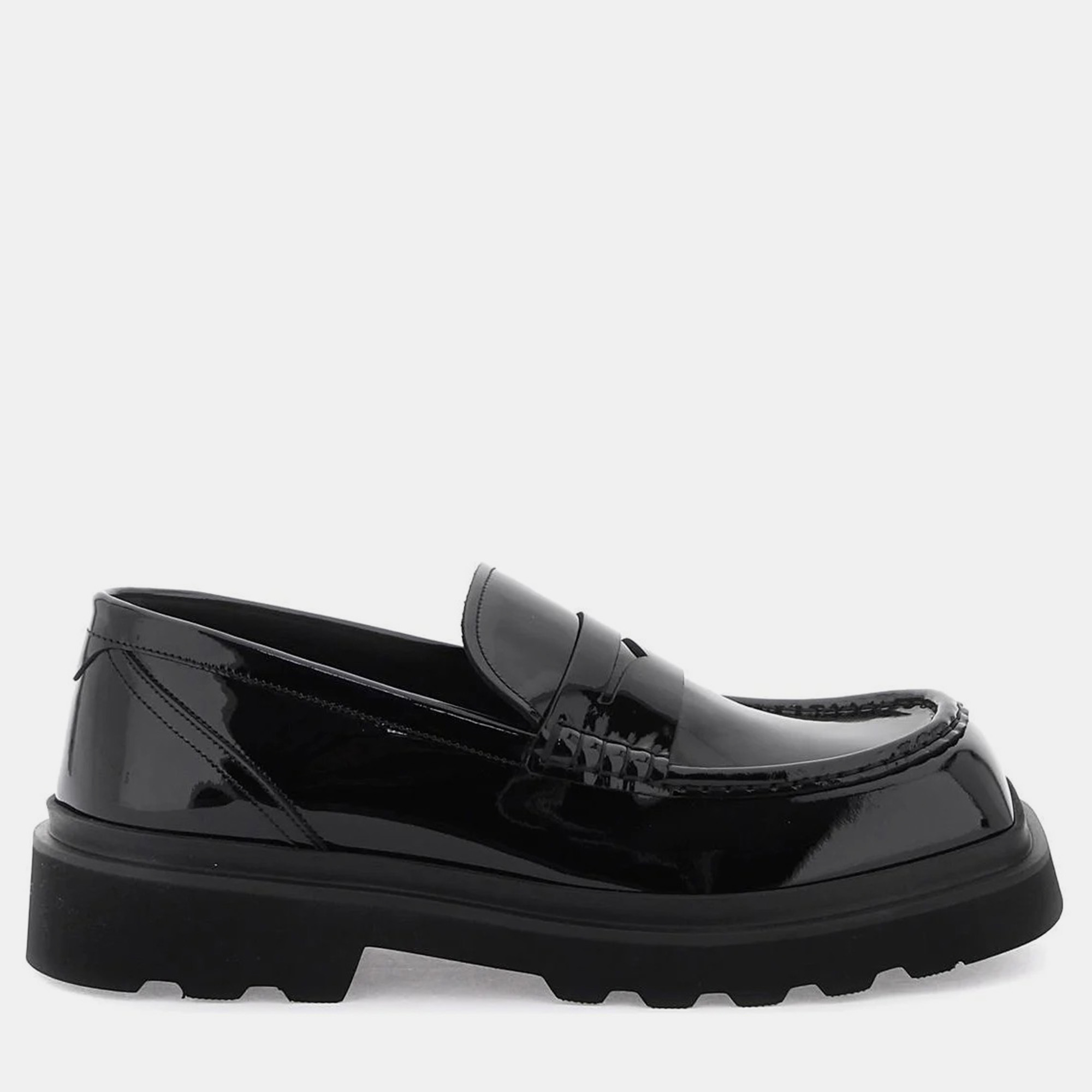 

Dolce & Gabbana Black Patent Leather Moccasins Men’s